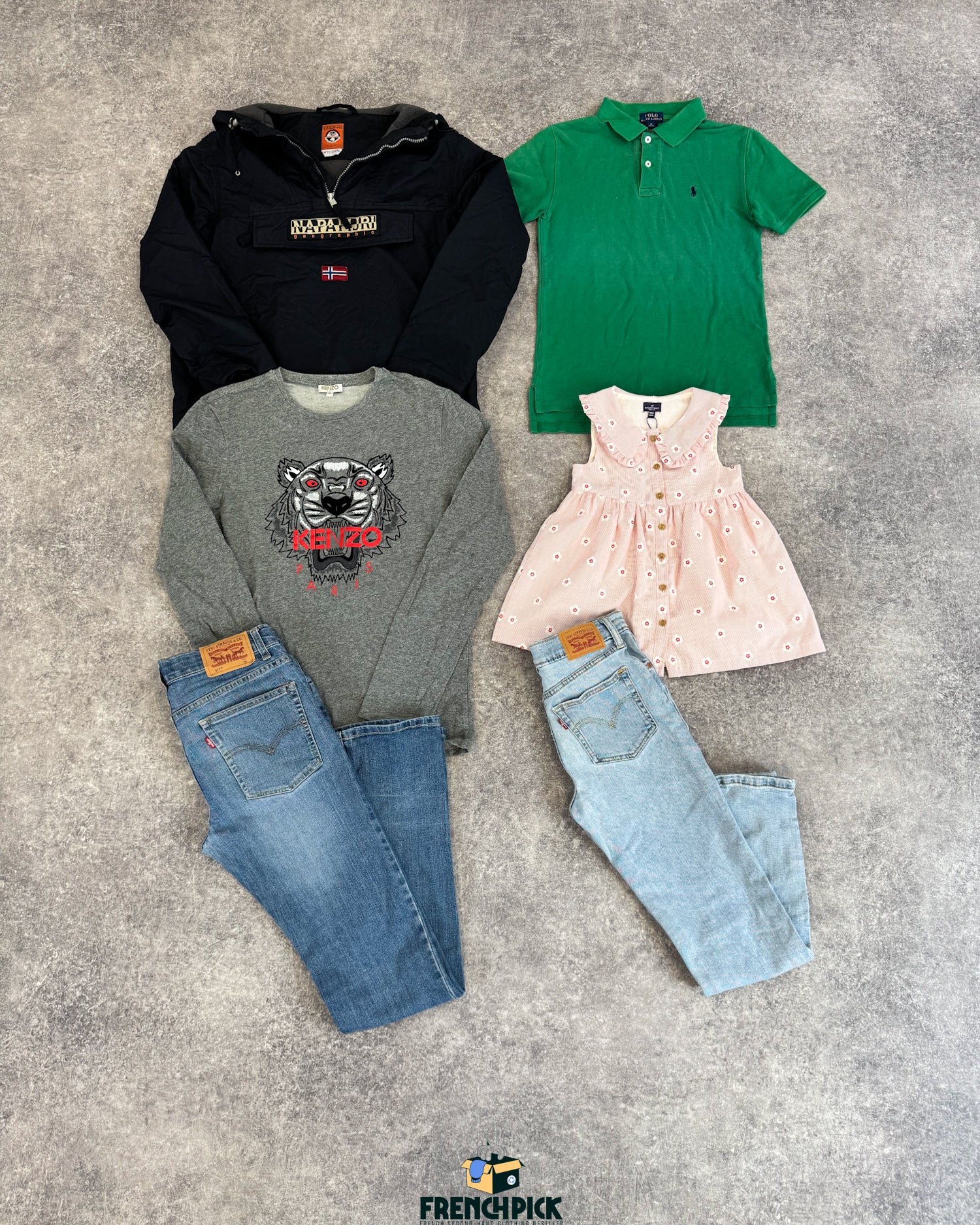 enfant-baby-kids-4-16-ans-ete-pantalon-tee-shirt-robe-shorts-combinaison-jupes-polo-fille-garcon-brand-marques-levi-s-ralph-lauren-lacoste-grossiste-moderne-vetement-friperie-wholesaler-seconde-main-80-90-2000-2010-french-pick