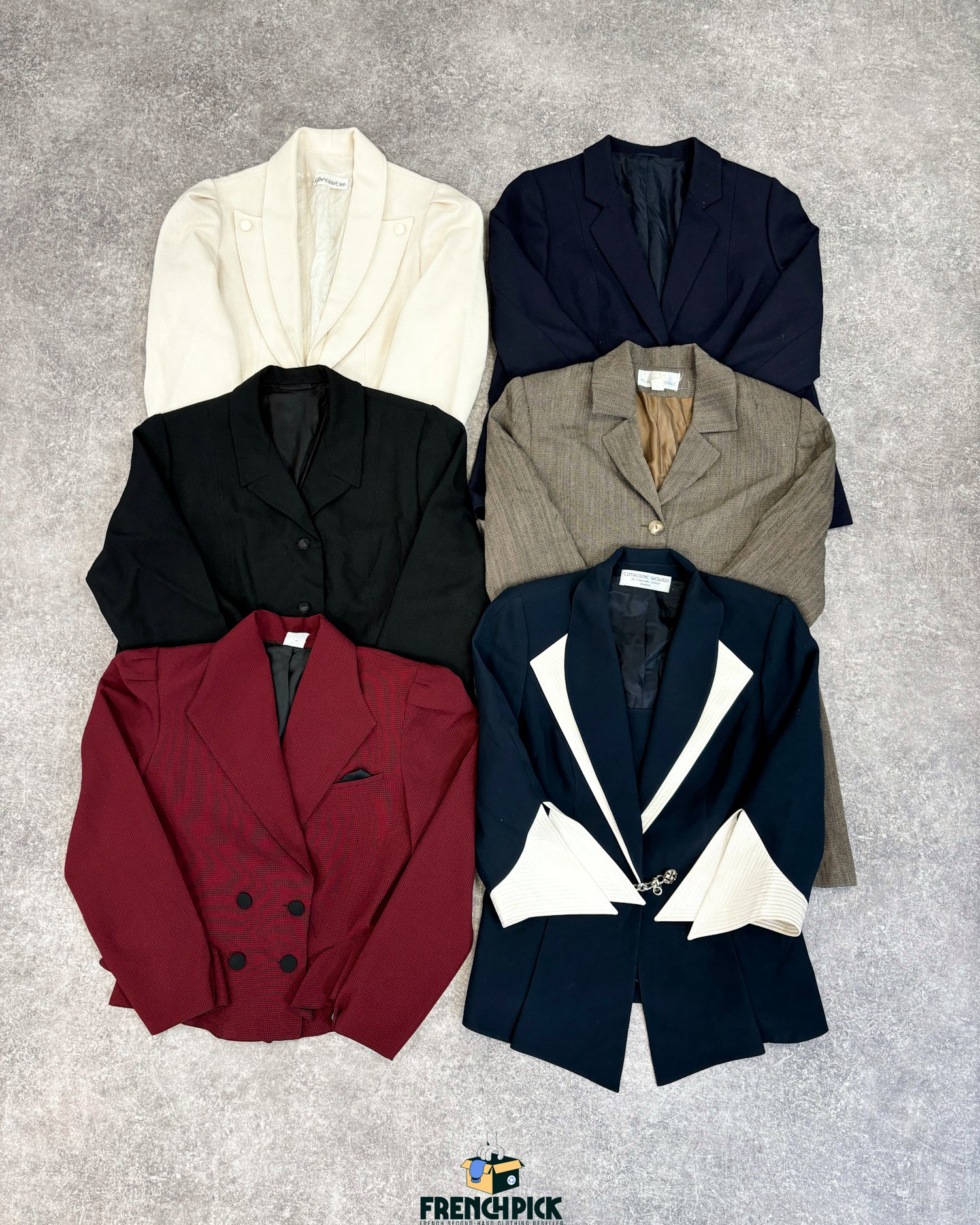 Blazer-annees-80-90-femme-marque-moderne-vintage-vetement-grossiste-friperie-wholesaler-seconde-main-occasion-textile-piece-80-90-2000-2010