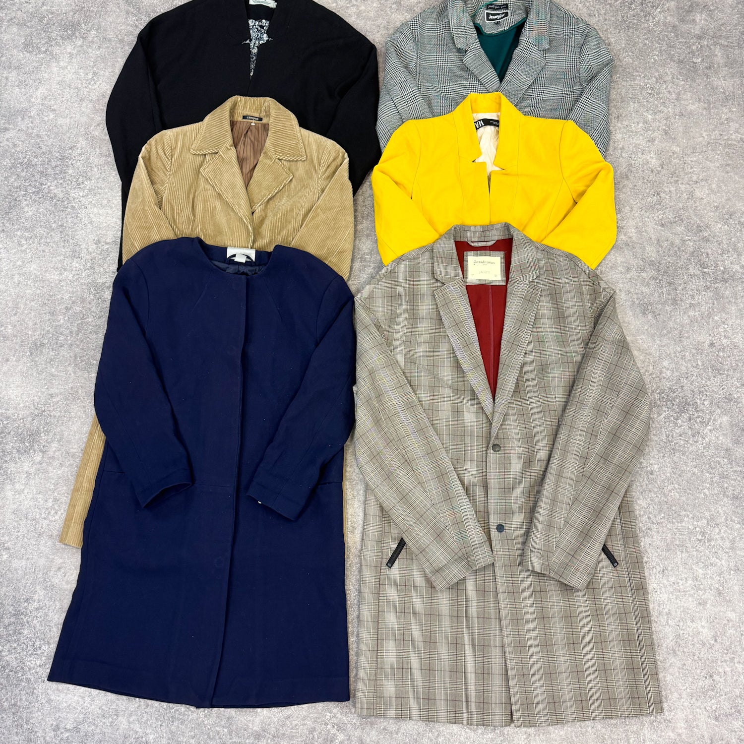 blazer-long-femme-marque-moderne-vintage-vetement-grossiste-friperie-wholesaler-seconde-main-occasion-textile-piece-80-90-2000-2010