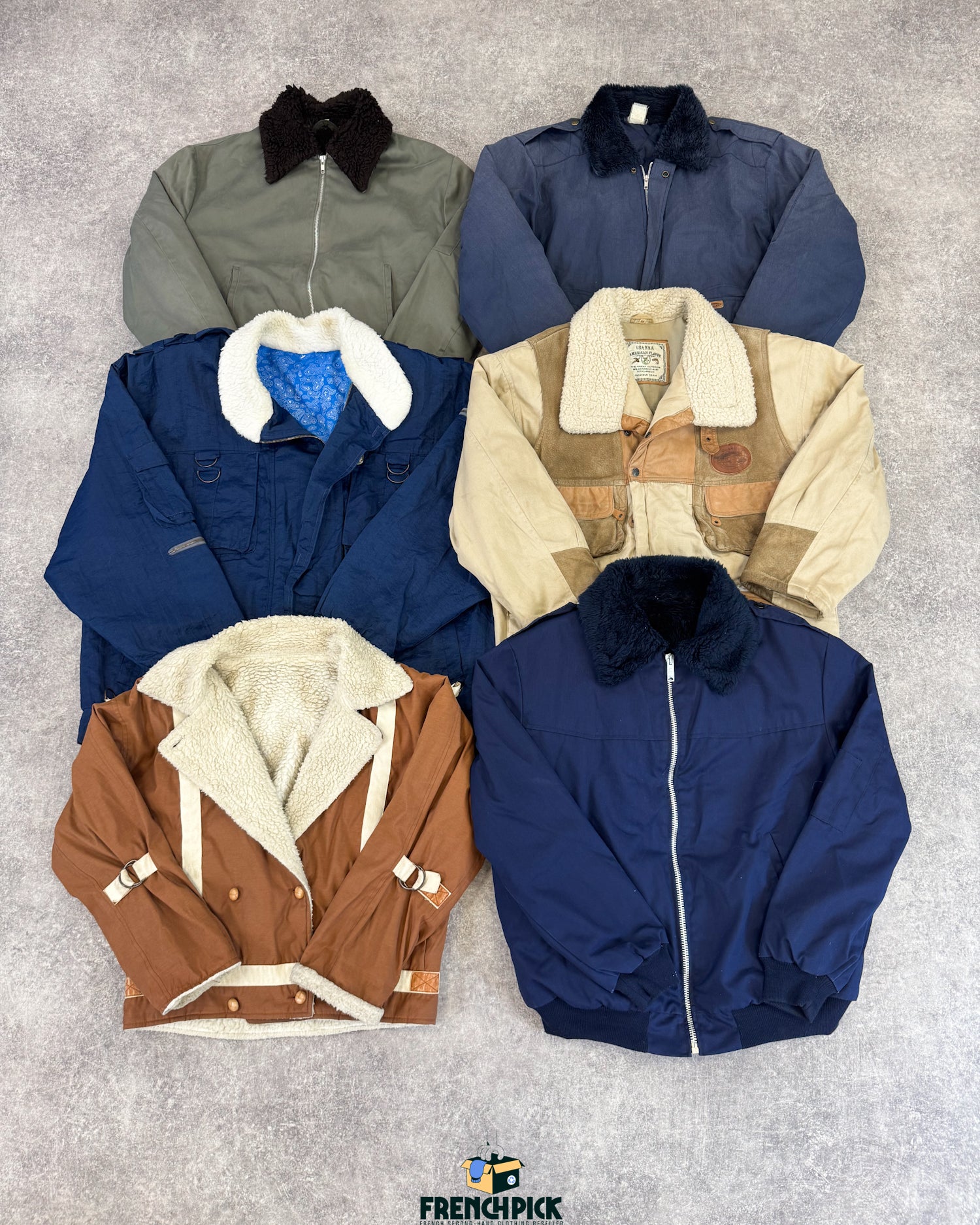 blouson-col-aviateur-mouton-hiver-polaire-femme-homme-vintage-vetement-grossiste-friperie-wholesaler-seconde-main-marque-occasion-textile-piece-annees-80-90-2000-2010-french-pick