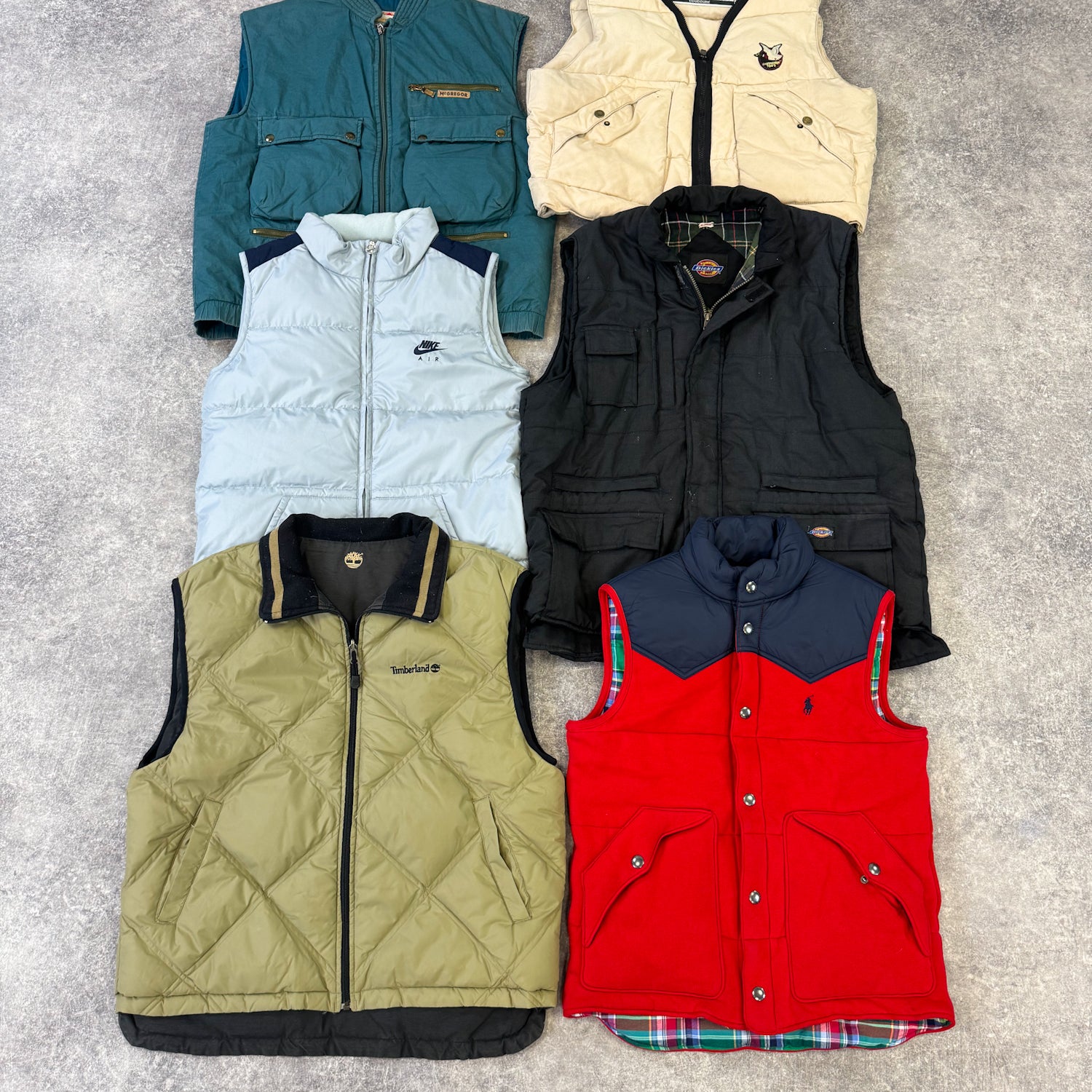 blouson-sans-manche-doudoune-brand-marque-the-north-face-nike-adidas-tommy-Dickies-homme-femme-vintage-moderne-vetement-grossiste-friperie-wholesaler-seconde-main-marque-occasion-textile-piece-annees-80-90-2000-2010-french-pick