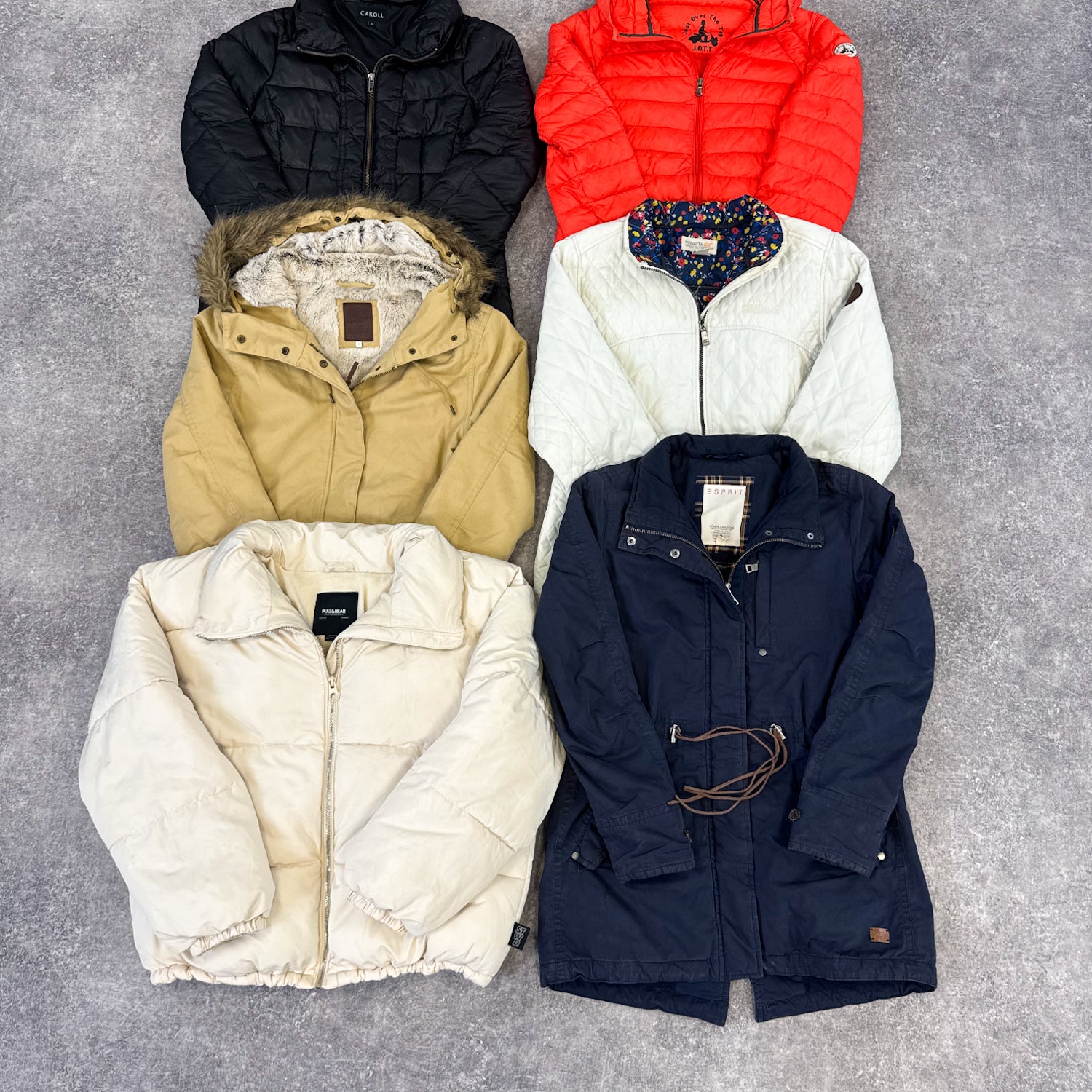blouson-manteau-femme-moderne-vintage-vetement-grossiste-friperie-wholesaler-seconde-main-marque-occasion-textile-piece-annees-80-90-2000-2010-french-pick