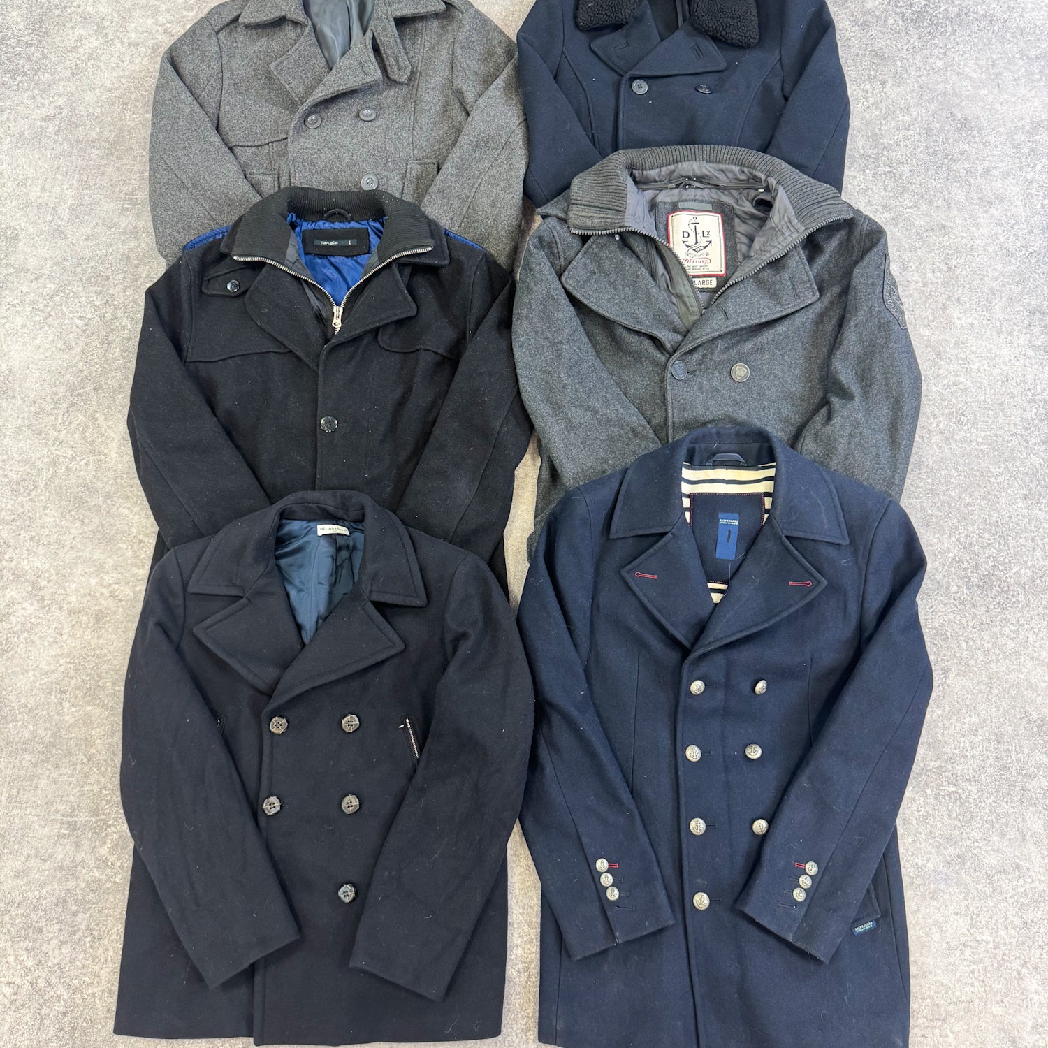 blouson-manteau-caban-laine-hiver-homme-femme-moderne-vetement-grossiste-friperie-wholesaler-seconde-main-marque-occasion-textile-piece-annees-80-90-2000-2010-french-pick