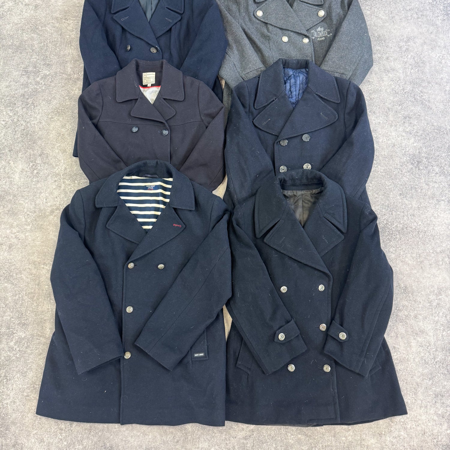 blouson-manteau-caban-laine-hiver-homme-femme-vintage-vetement-grossiste-friperie-wholesaler-seconde-main-marque-occasion-textile-piece-annees-80-90-2000-2010-french-pick