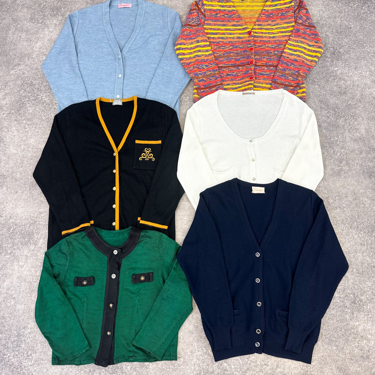 cardigan-mi-saison-leger-laine-gilet-femme-vintage-vetement-grossiste-friperie-wholesaler-seconde-main-marque-occasion-textile-piece-annees-80-90-2000-2010-french-pick