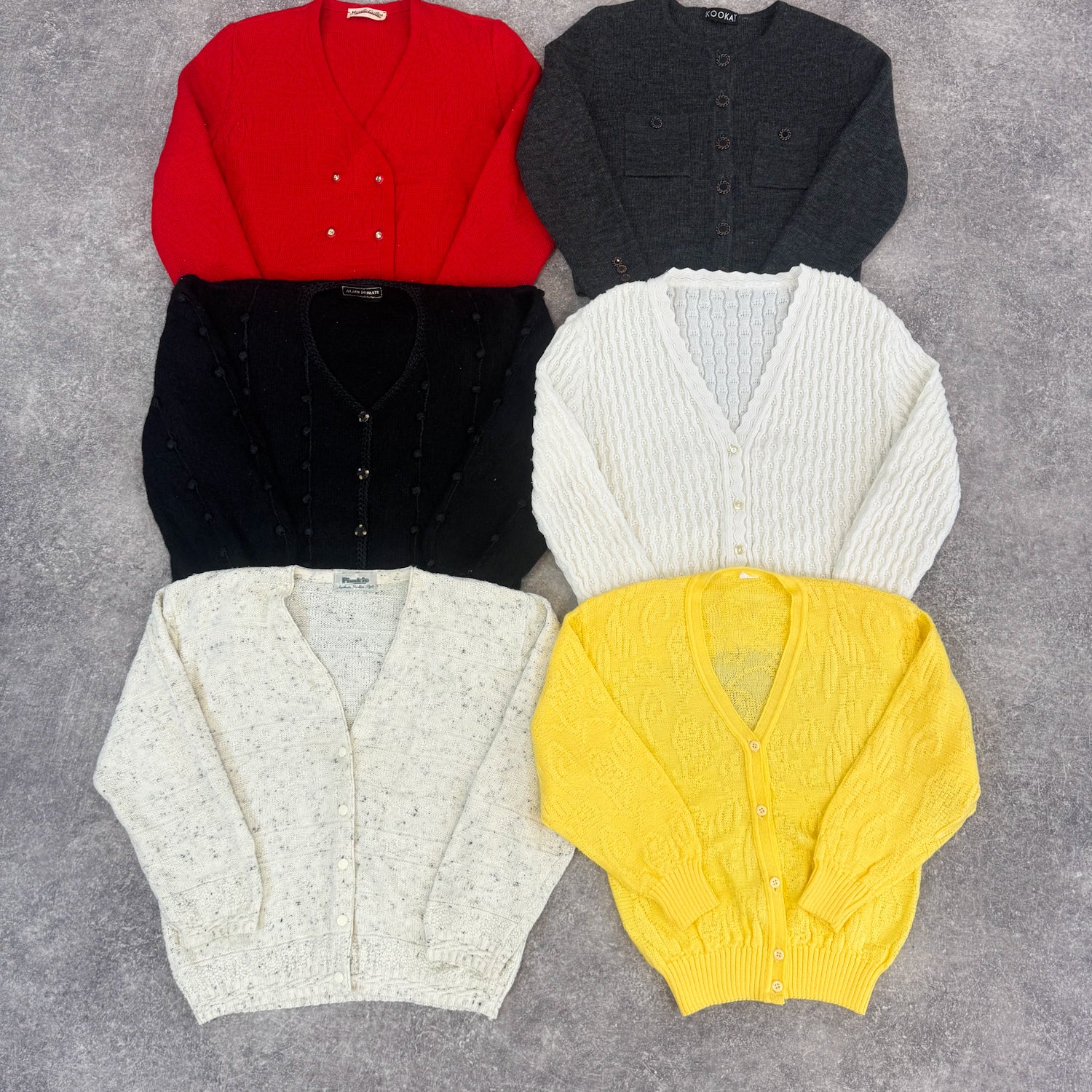 cardigan-uni-laine-femme-moderne-vintage-vetement-grossiste-friperie-wholesaler-seconde-main-marque-occasion-textile-piece-80-90-2000-2010-french-pick