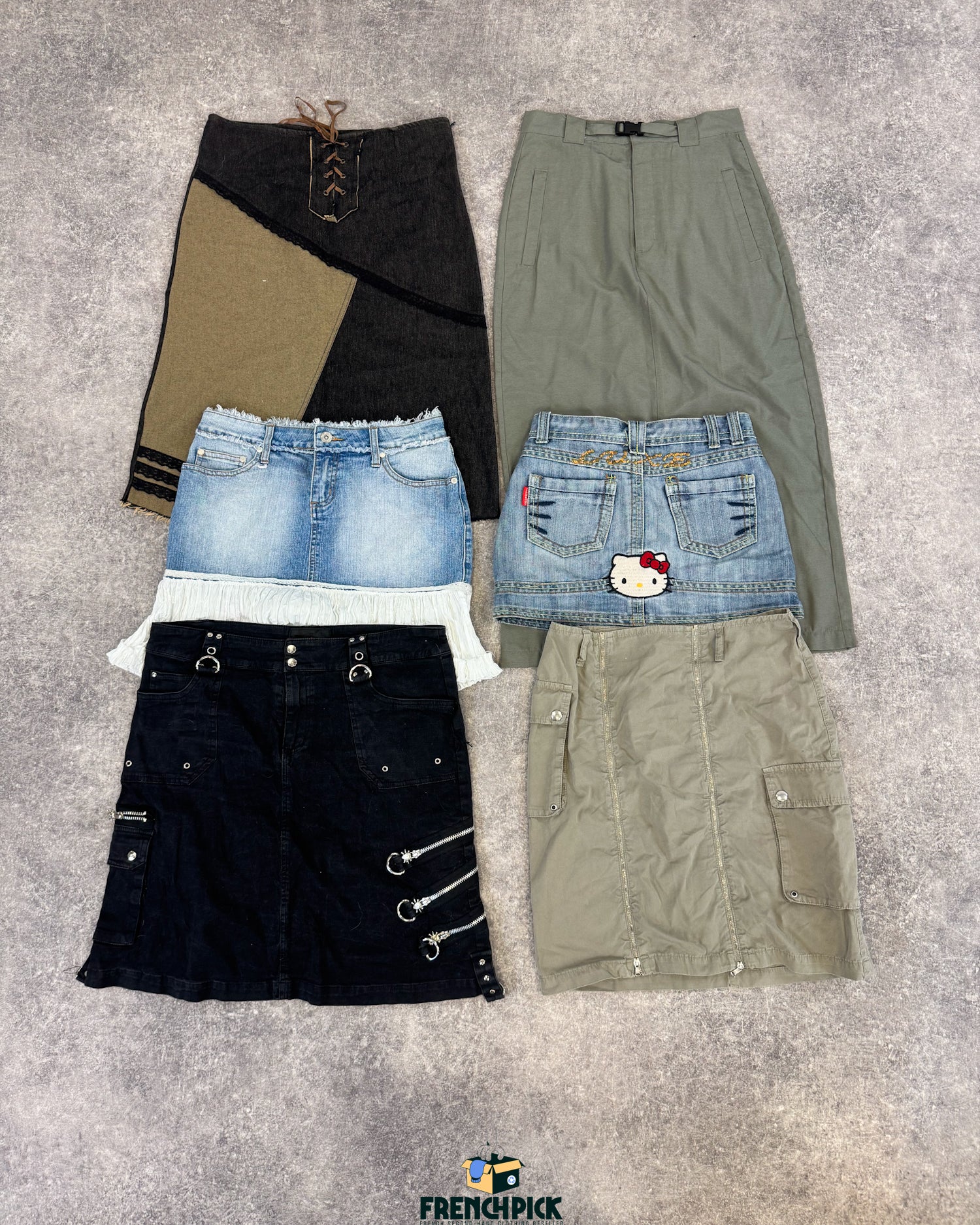 jupe-Y2K-ete-annees-2000-femme-vintage-vetement-grossiste-friperie-wholesaler-seconde-main-marque-occasion-textile-piece-80-90-2000-2010-french-pick