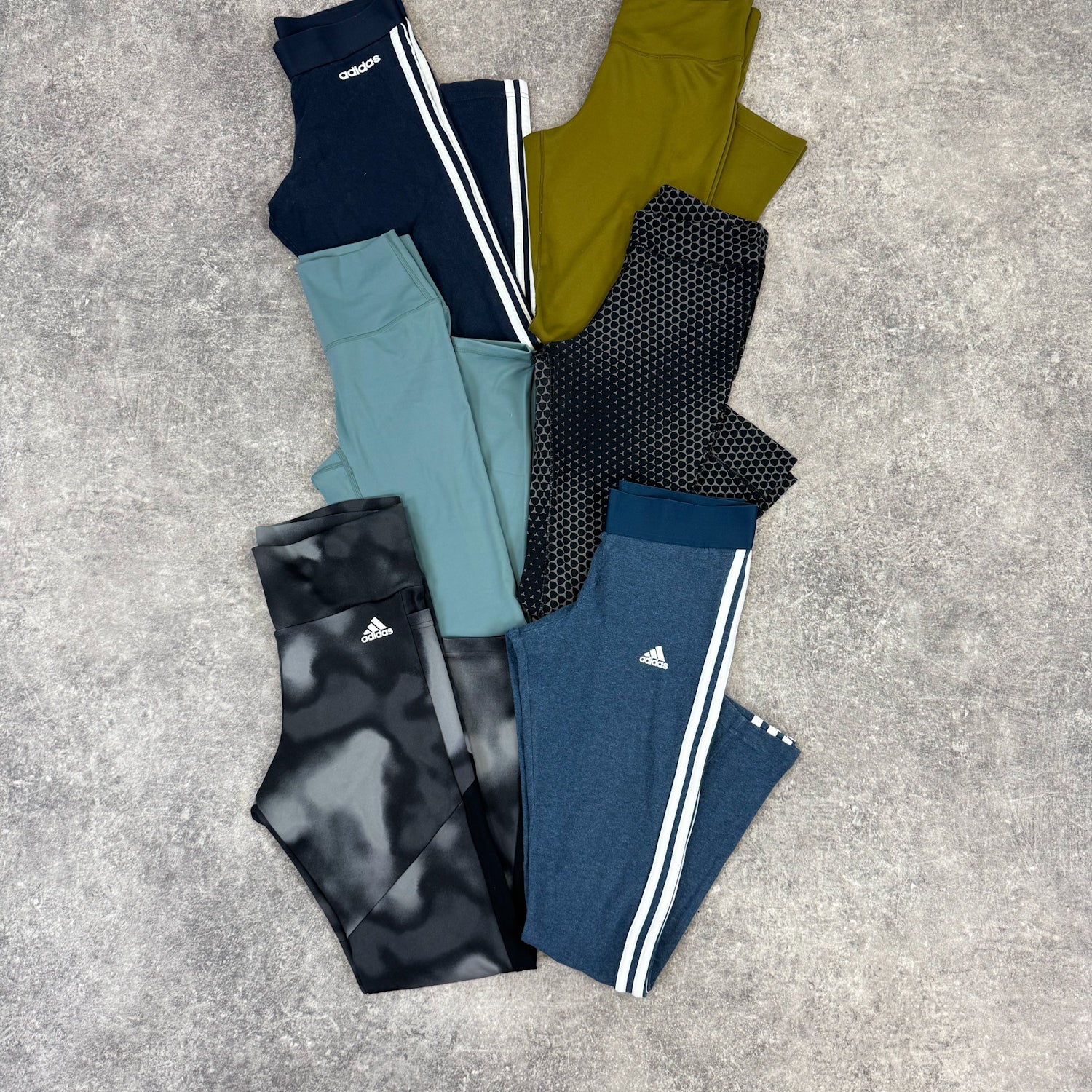 legging-sport-fitness-foot-football-running-course-tennis-femme-marque-moderne-vintage-vetement-grossiste-friperie-wholesaler-seconde-main-occasion-textile-piece-80-90-2000-2010