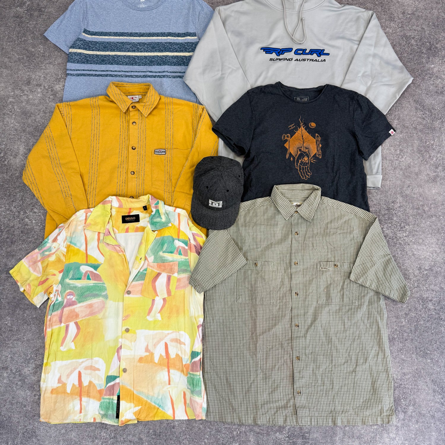 mix-surf-skate-t-shirt-chemise-skateur-surfeur-Quicksilver-Billabong-Oxbow-Vans-Huf-Rip-Curl-Element-homme-moderne-vintage-vetement-grossiste-friperie-wholesaler-seconde-main-marque-occasion-textile-piece-80-90-2000-2010-french-pick