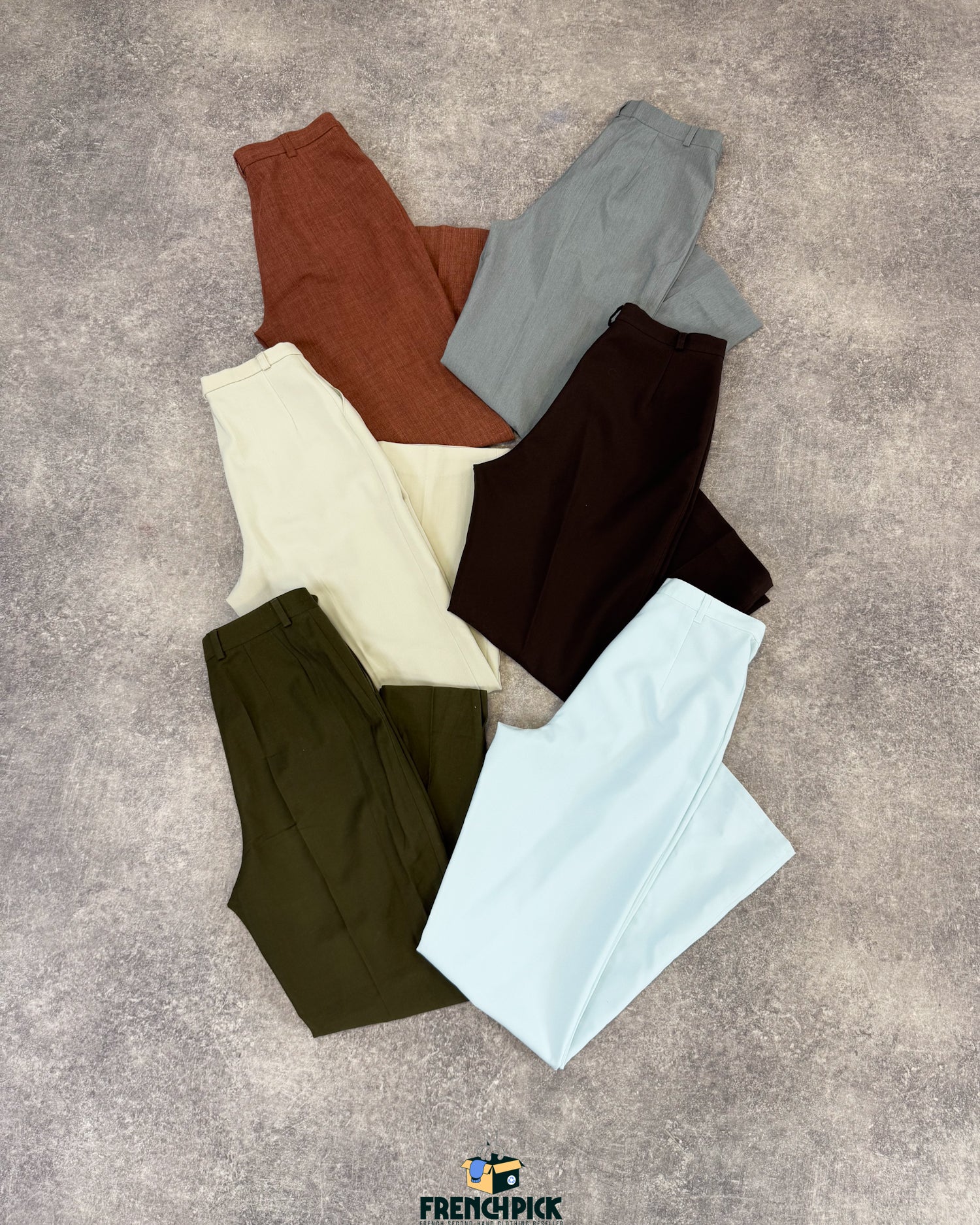 Pantalon-tailleur-femme-vintage-vetement-grossiste-friperie-wholesaler-seconde-main-marque-occasion-textile-piece-annees-80-90-2000-2010-french-pick