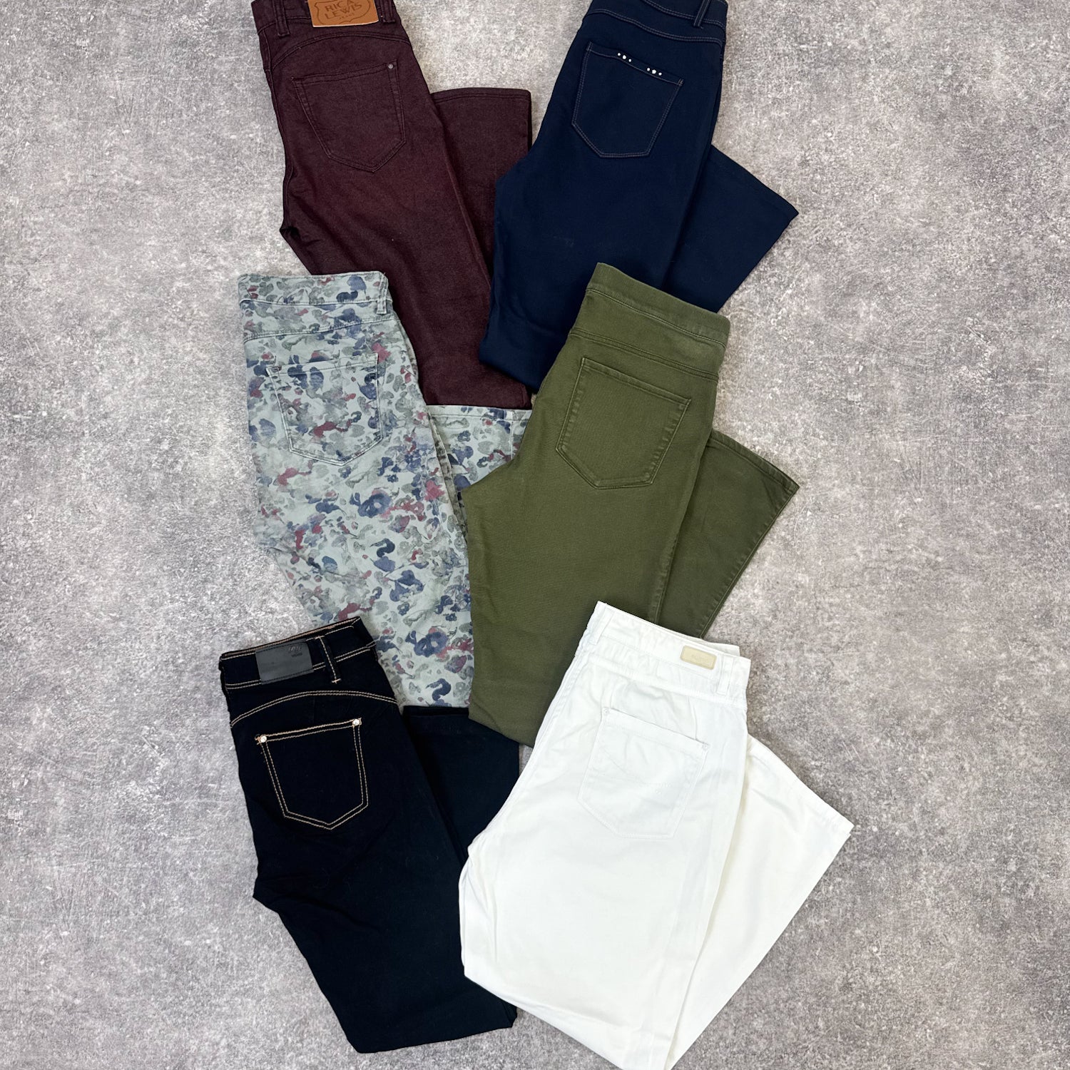 Pantalon-stretch-extensible-femme-moderne-vetement-grossiste-friperie-wholesaler-seconde-main-marque-occasion-textile-piece-annees-80-90-2000-2010-french-pick