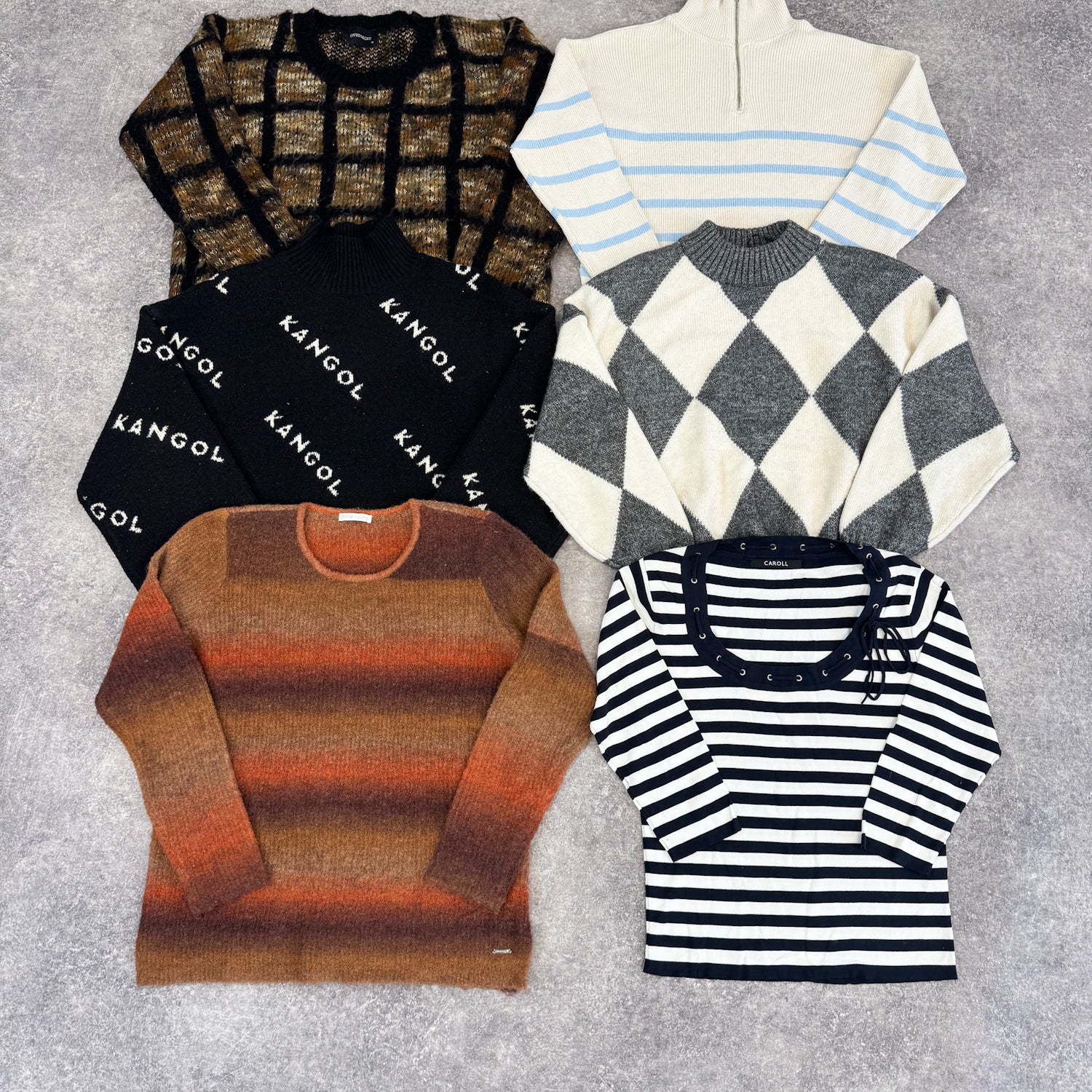pull-motifs-laine-femme-moderne-vintage-vetement-grossiste-friperie-wholesaler-seconde-main-marque-occasion-textile-piece-80-90-2000-2010-french-pick
