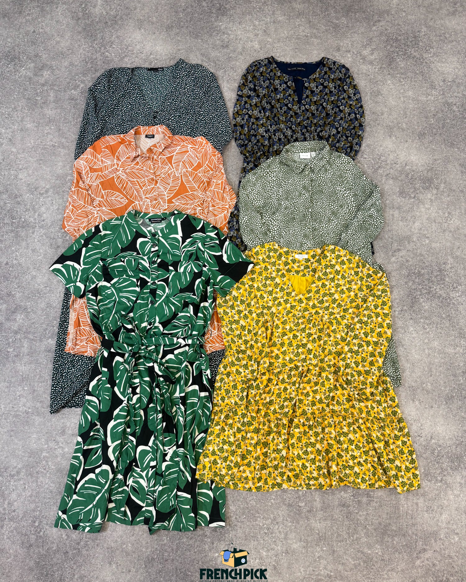 Robe-motifs-hiver-fleurs-femme-moderne-vetement-grossiste-friperie-wholesaler-seconde-main-occasion-textile-piece-80-90-2000-2010-french-pick