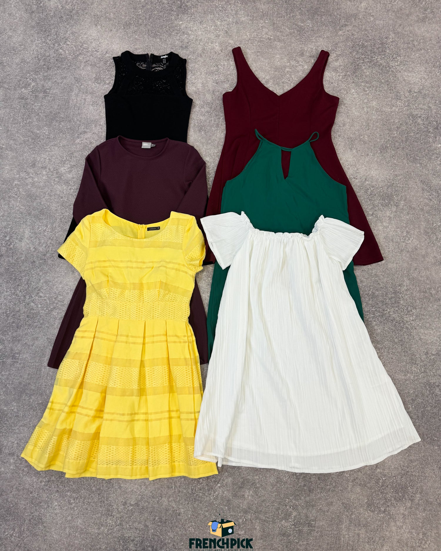 Robe-vaporeuse-fluide-ete-femme-moderne-vetement-grossiste-friperie-wholesaler-seconde-main-occasion-textile-piece-80-90-2000-2010-french-pick