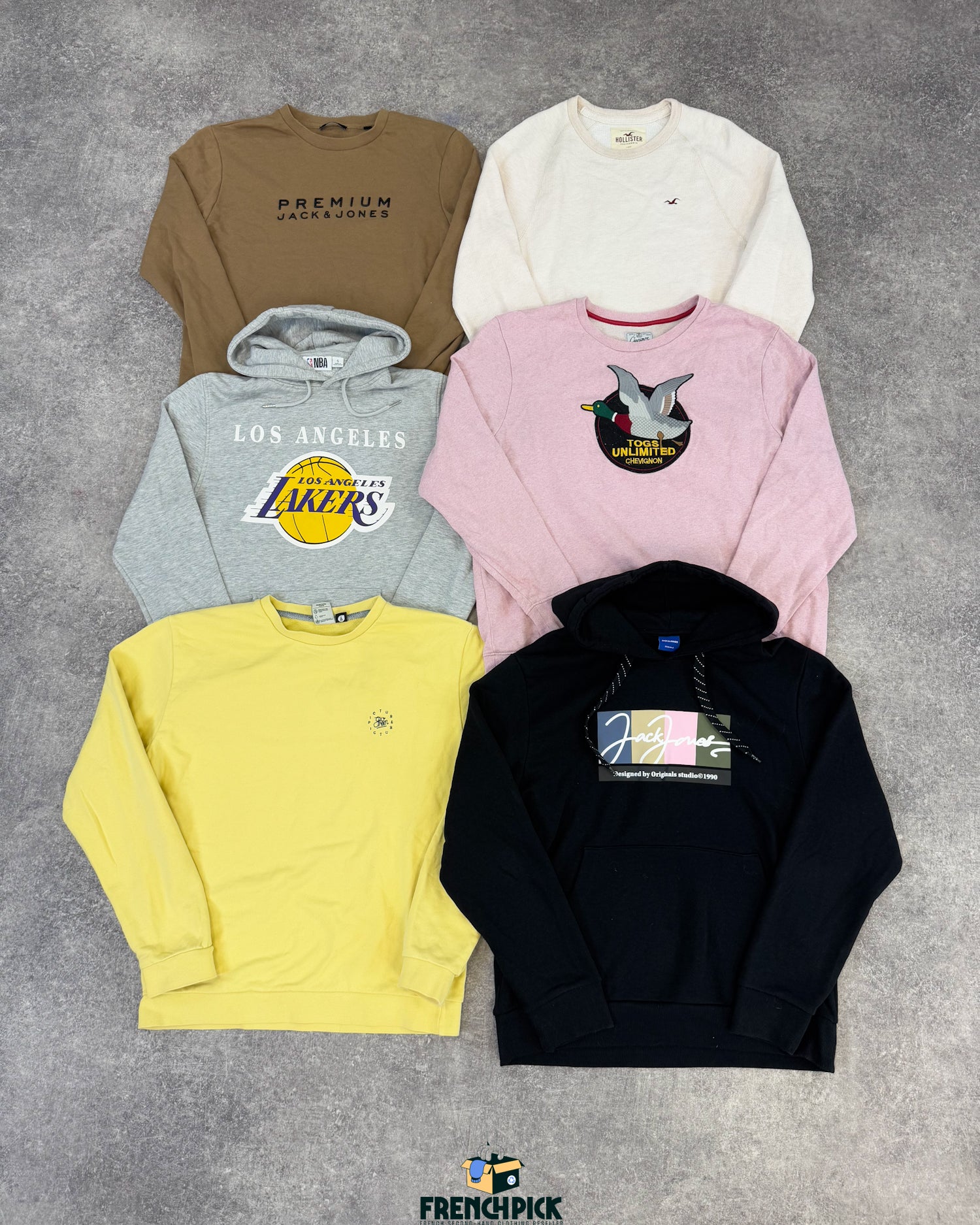 sweat-homme-femme-moderne-vintage-vetement-grossiste-friperie-wholesaler-seconde-main-marque-occasion-textile-piece-80-90-2000-2010-french-pick