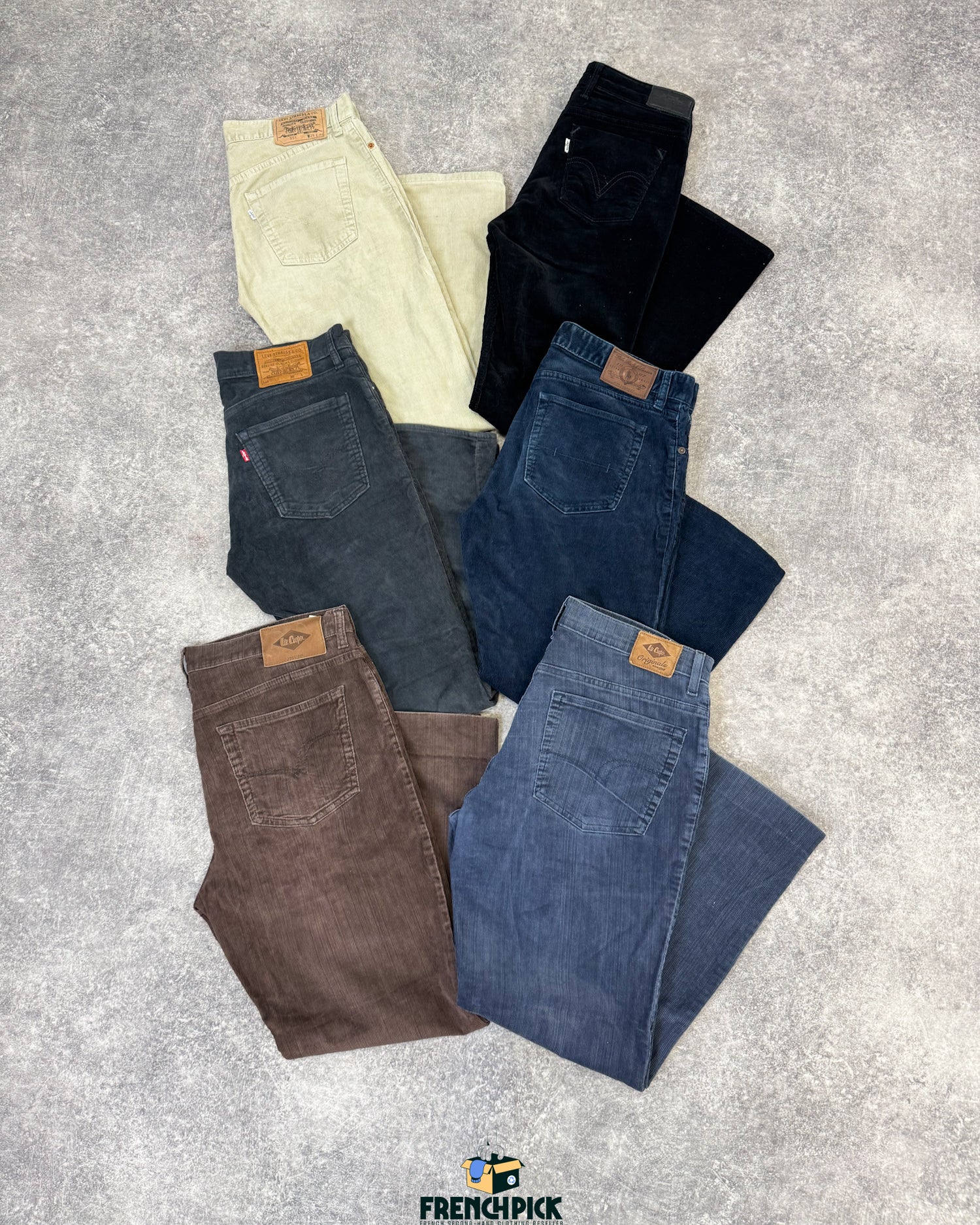 pantalon-velours-cotele-marques-homme-marque-brand-lacoste-ralph-lauren-hugo-boss-carhartt-lacoste-tommy-dickies-dockers-moderne-vintage-vetement-grossiste-friperie-wholesaler-seconde-main-marque-occasion-textile-piece-80-90-2000-2010-french-pick