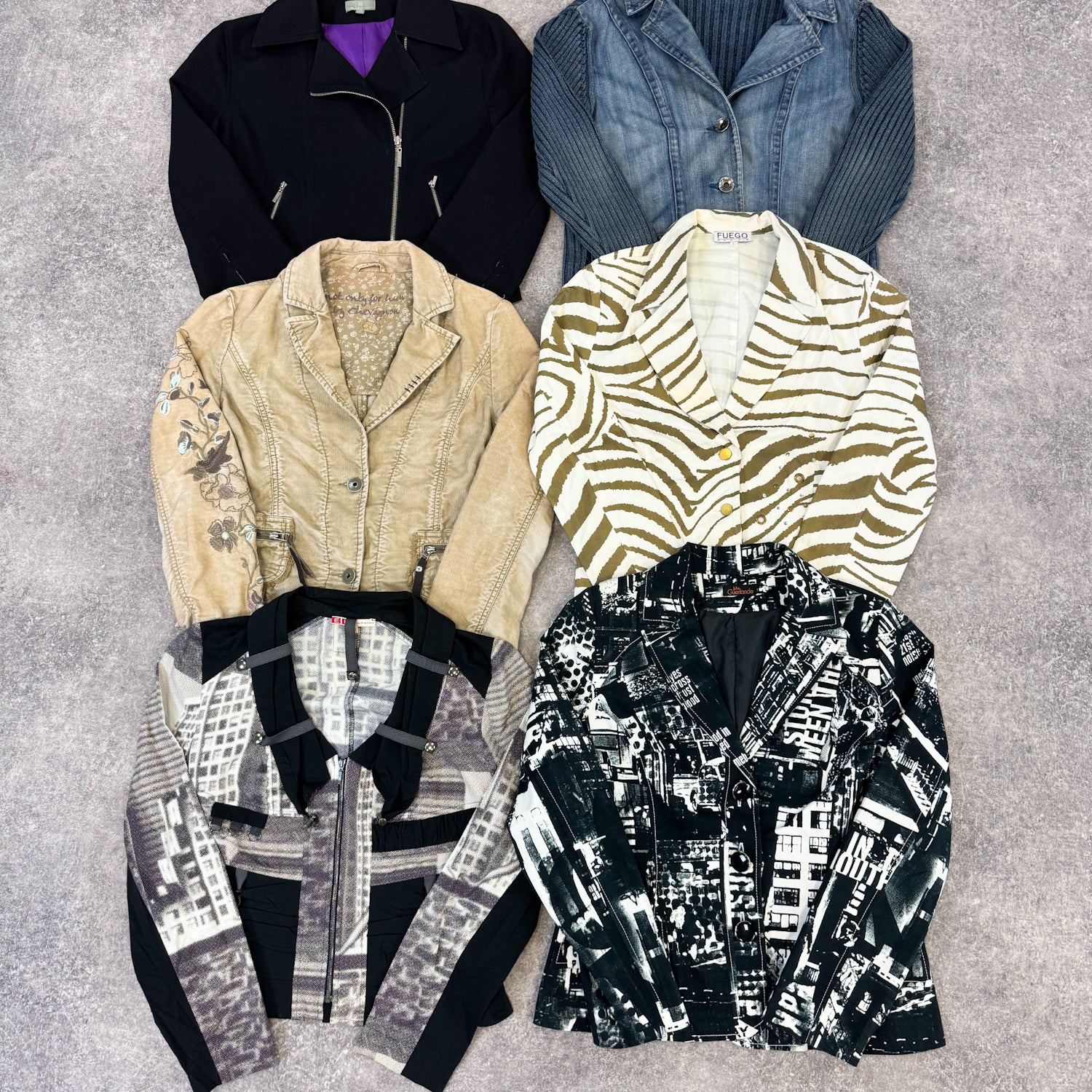 veste-Y2K-annees-2000-femme-vintage-vetement-grossiste-friperie-wholesaler-seconde-main-marque-occasion-textile-piece-annees-80-90-2000-2010-french-pick