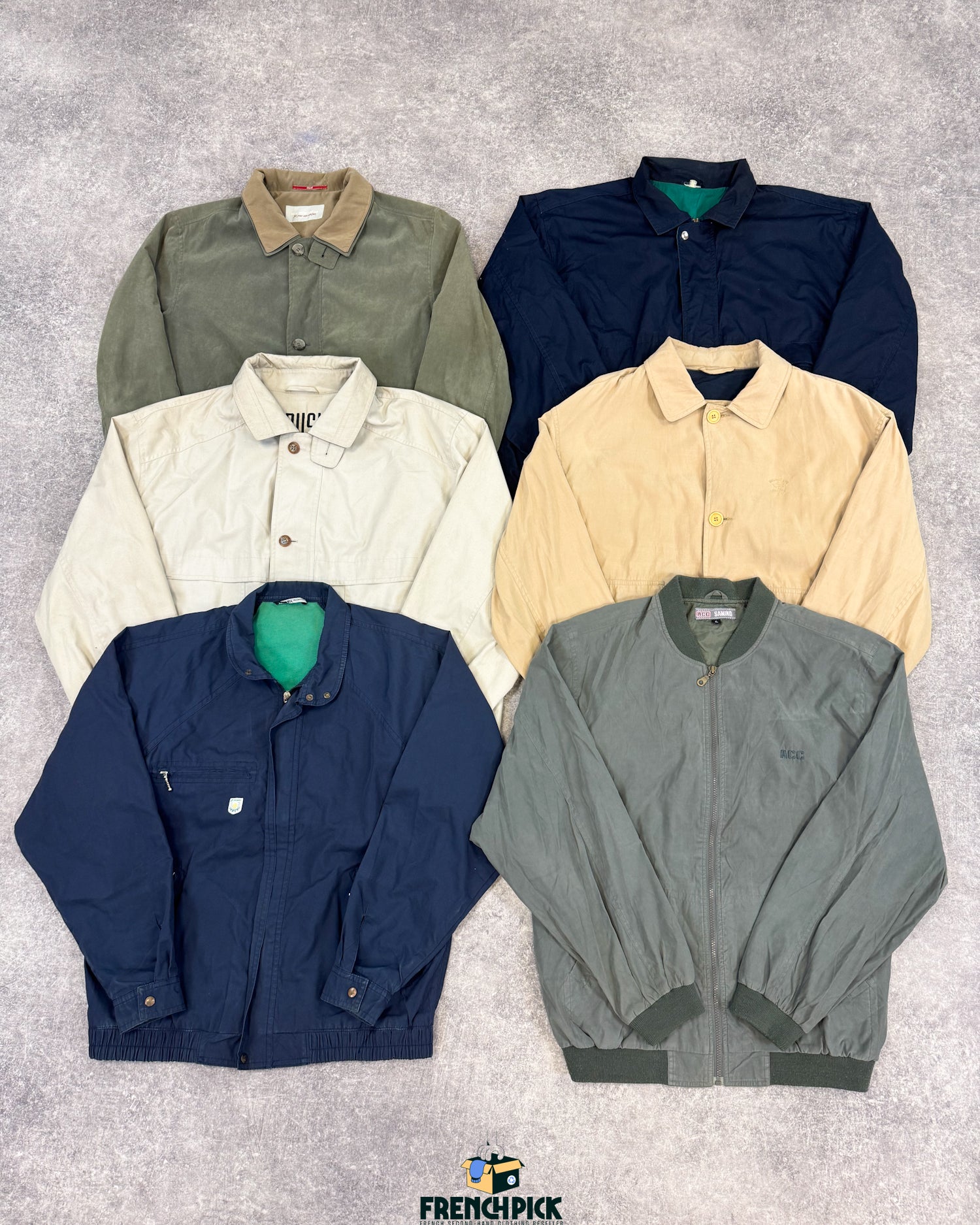 Veste-nylon-homme-marque-moderne-vintage-vetement-grossiste-friperie-wholesaler-seconde-main-occasion-textile-piece-80-90-2000-2010