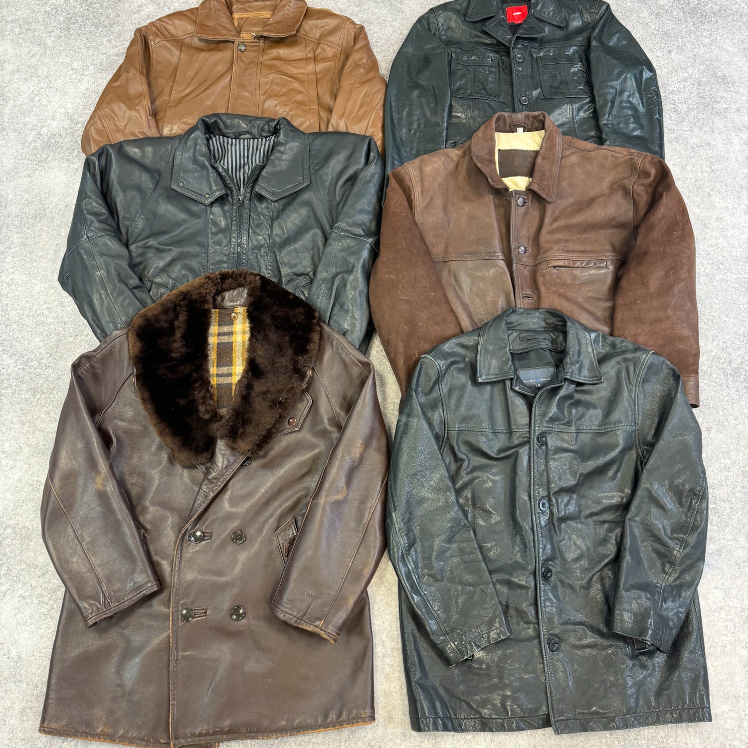 manteau-cuir-homme-grossiste-vintage-vetement-friperie-wholesaler-seconde-main-80-90-2000-2010