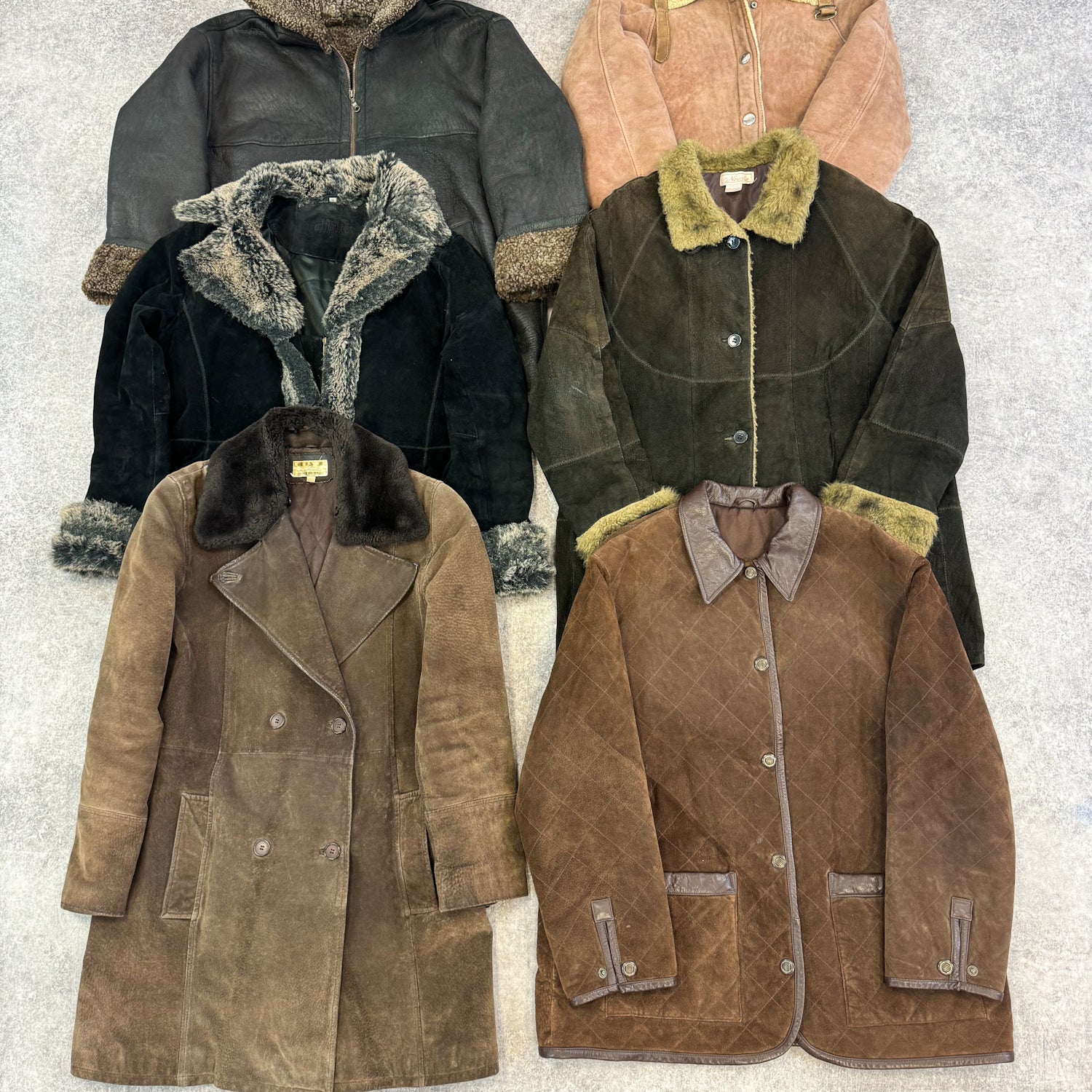 manteau-peau-retournee-femme-grossiste-vintage-vetement-friperie-wholesaler-seconde-main-80-90-2000-2010