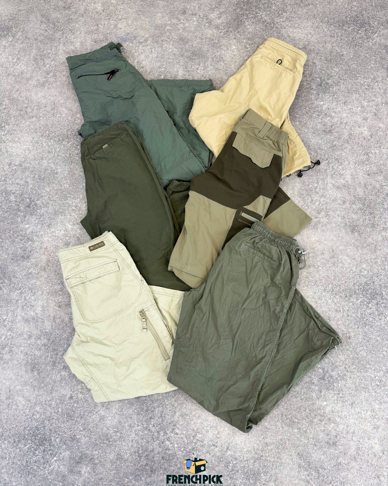 Pantalon-technique-columbia-patagonia-salomon-the-north-face-homme-femme-moderne-vintage-vetement-grossiste-friperie-wholesaler-seconde-main-occasion-textile-piece-80-90-2000-2010-french-pick