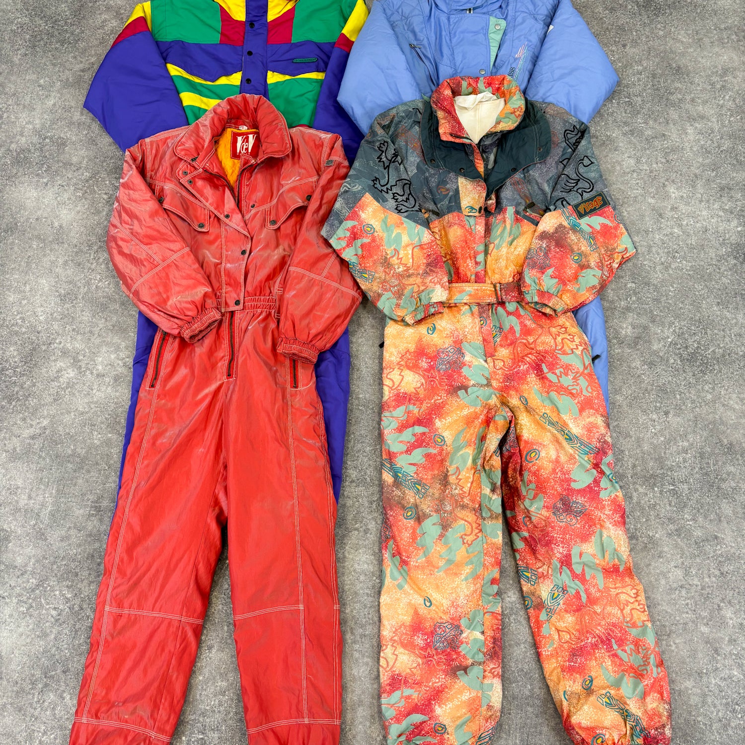 ski-combinaison-pantalon-neige-sport-montagne-hiver-femme-homme-technique