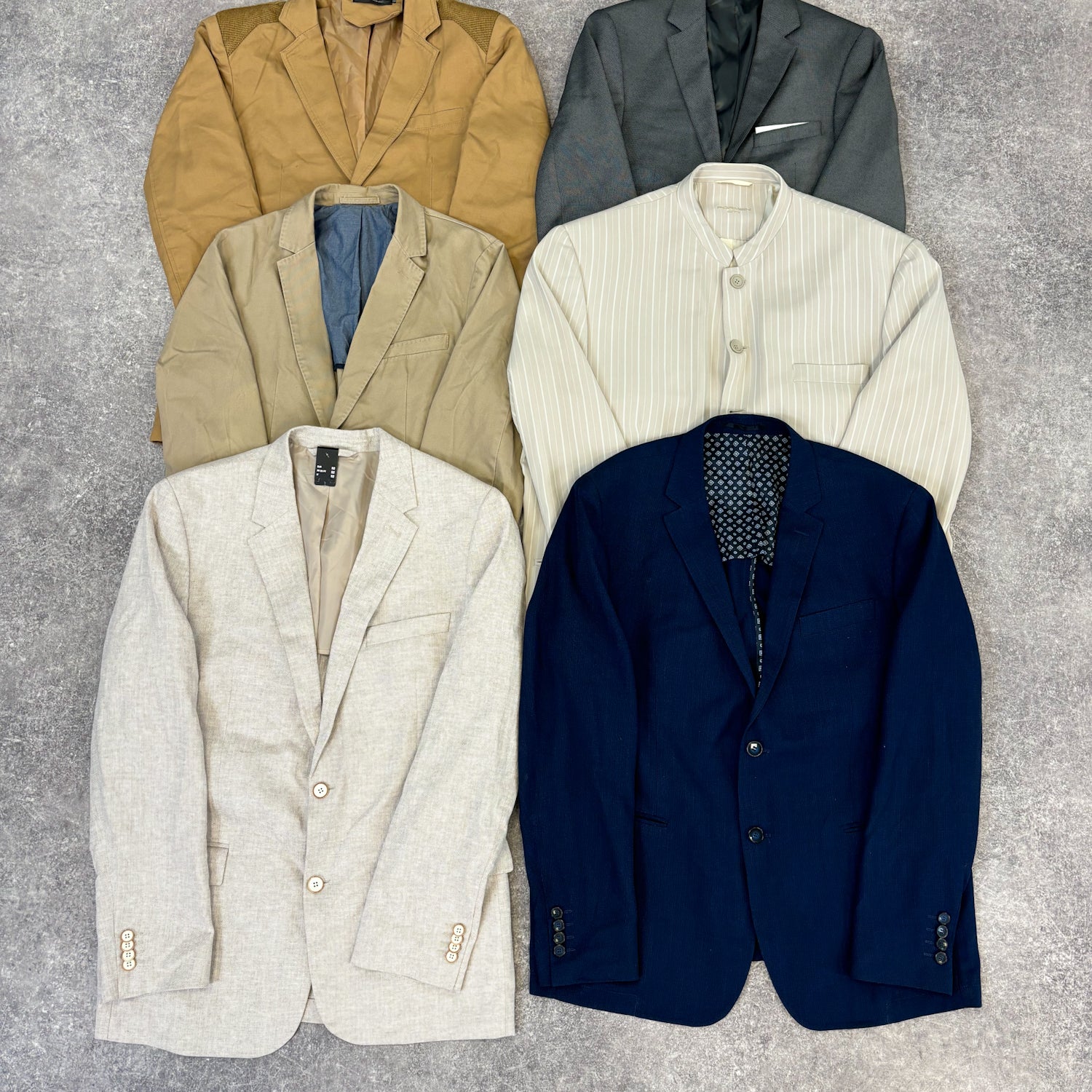 blazer-veste-costume-homme-été-vetement-grossiste-friperie-wholesaler-seconde-main-marque-occasion-textile-piece-annees-80-90-2000-2010-french-pick