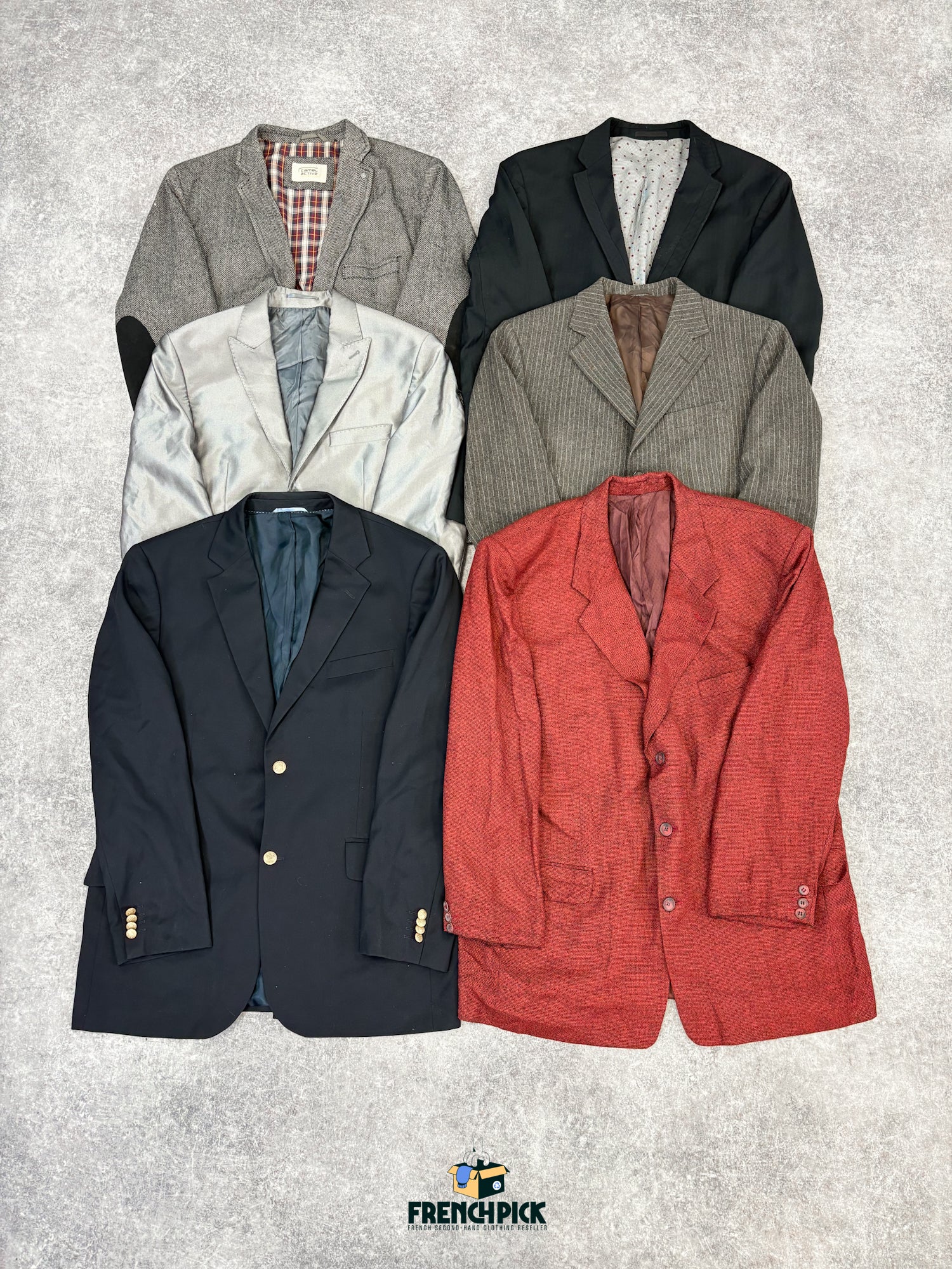 blazer-homme-veste-costume-homme-grossiste-vintage-vetement-friperie-wholesaler-seconde-main-80-90-2000-2010