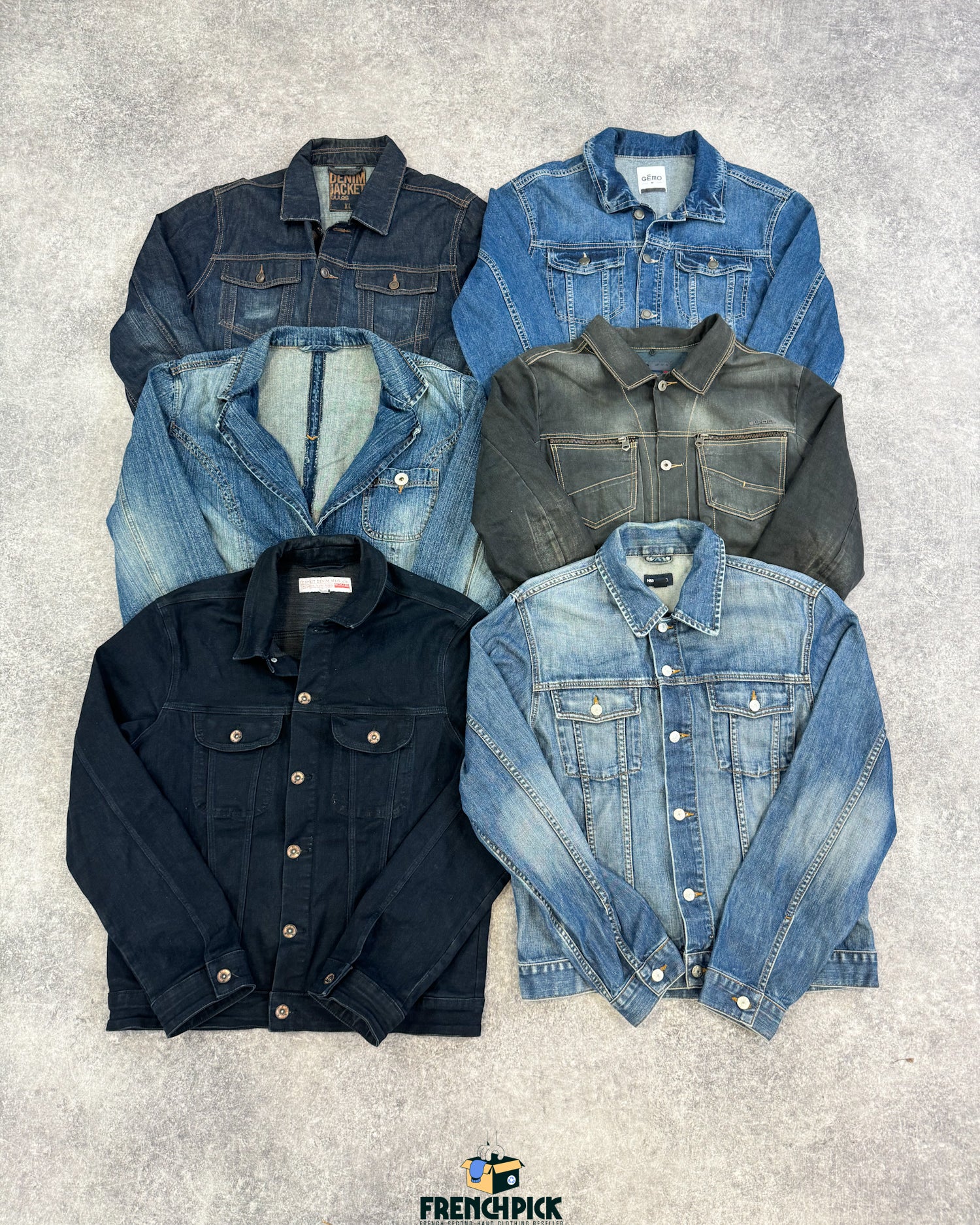 veste-jean-homme-grossiste-vintage-vetement-friperie-wholesaler-seconde-main-80-90-2000-2010