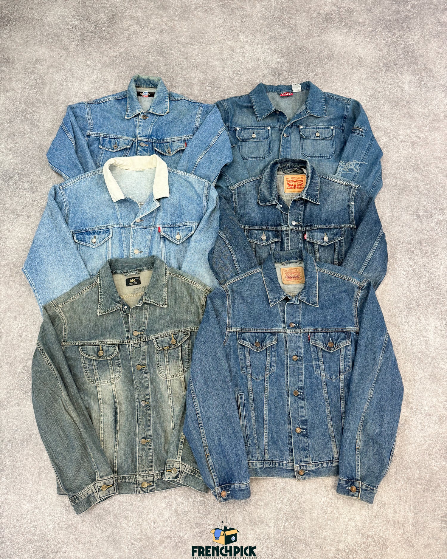 veste-jean-homme-grossiste-vintage-vetement-friperie-wholesaler-seconde-main-80-90-2000-2010