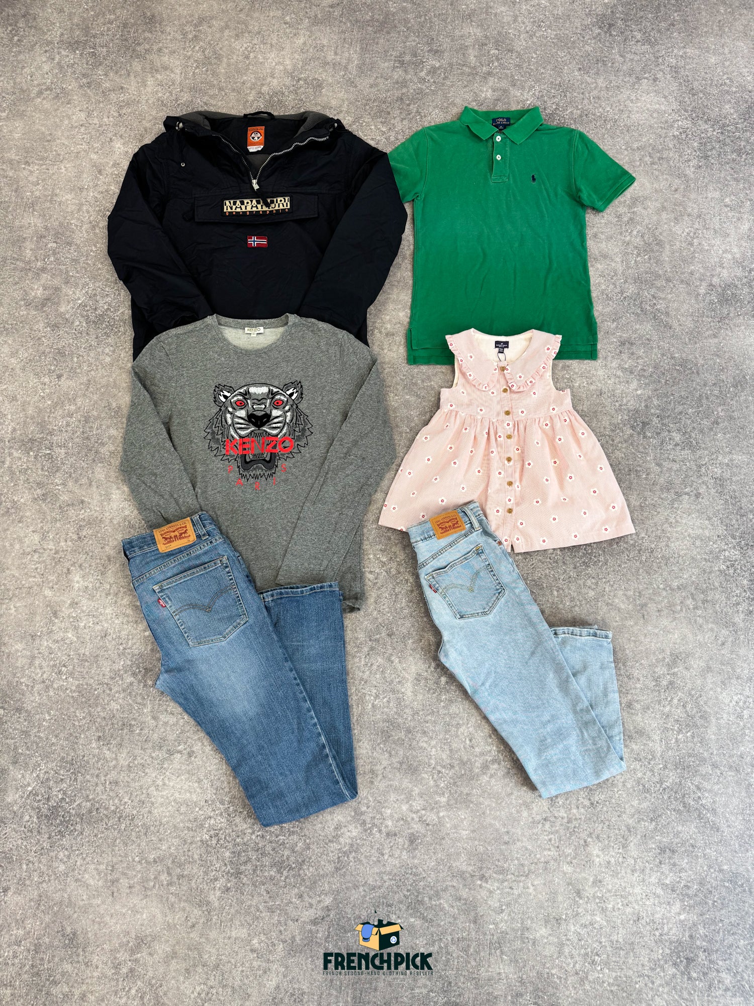 enfant-baby-kids-4-16-ans-ete-pantalon-tee-shirt-robe-shorts-combinaison-jupes-polo-fille-garcon-brand-marques-levi-s-ralph-lauren-lacoste-grossiste-moderne-vetement-friperie-wholesaler-seconde-main-80-90-2000-2010-french-pick