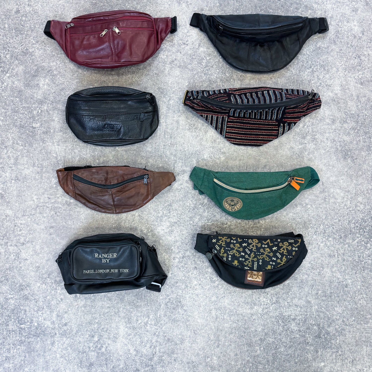 Sac-banane-saccoche-cuir-marques-nike-adidas-femme-homme-moderne-vintage-vetement-grossiste-friperie-wholesaler-seconde-main-marque-occasion-textile-piece-annees-80-90-2000-2010-french-pick