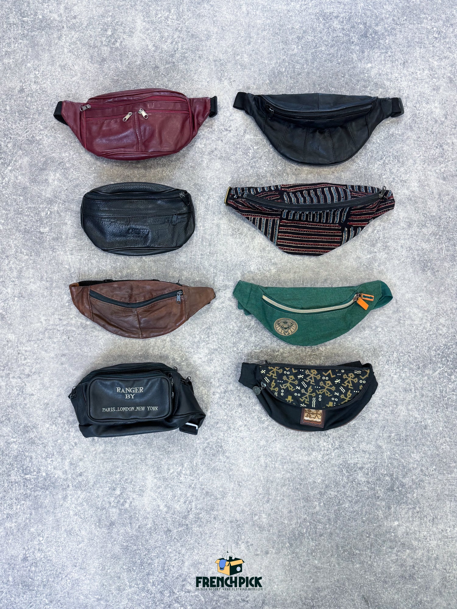 Sac-banane-saccoche-cuir-marques-nike-adidas-femme-homme-moderne-vintage-vetement-grossiste-friperie-wholesaler-seconde-main-marque-occasion-textile-piece-annees-80-90-2000-2010-french-pick