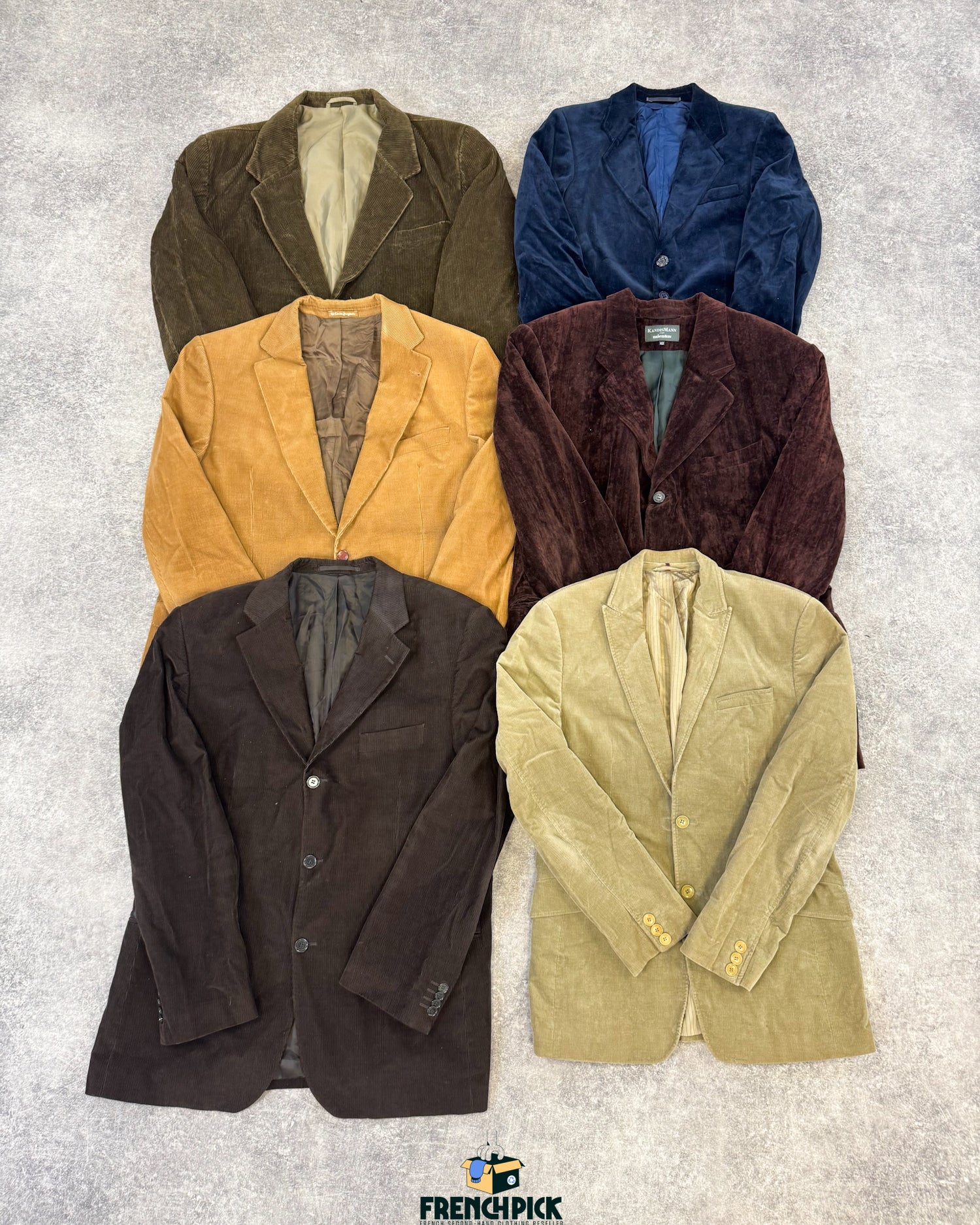 blazer-homme-velours-automne-hiver-vintage-vetement-grossiste-friperie-wholesaler-seconde-main-marque-occasion-textile-piece-annees-80-90-2000-2010-french-pick