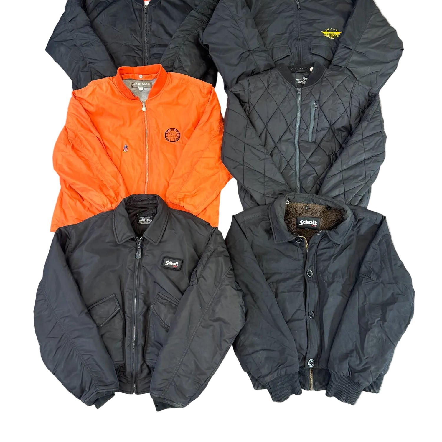 blouson-bombers-schott-hiver-femme-homme-vintage-moderne-homme-femme-ete-hiver-vetement-vintage-grossiste-friperie-wholesaler-seconde-main-marque-occasion-revente-textile-piece-80-90-2000-2010-Y2K-french-pick-reseller-vinted-vente-en-ligne