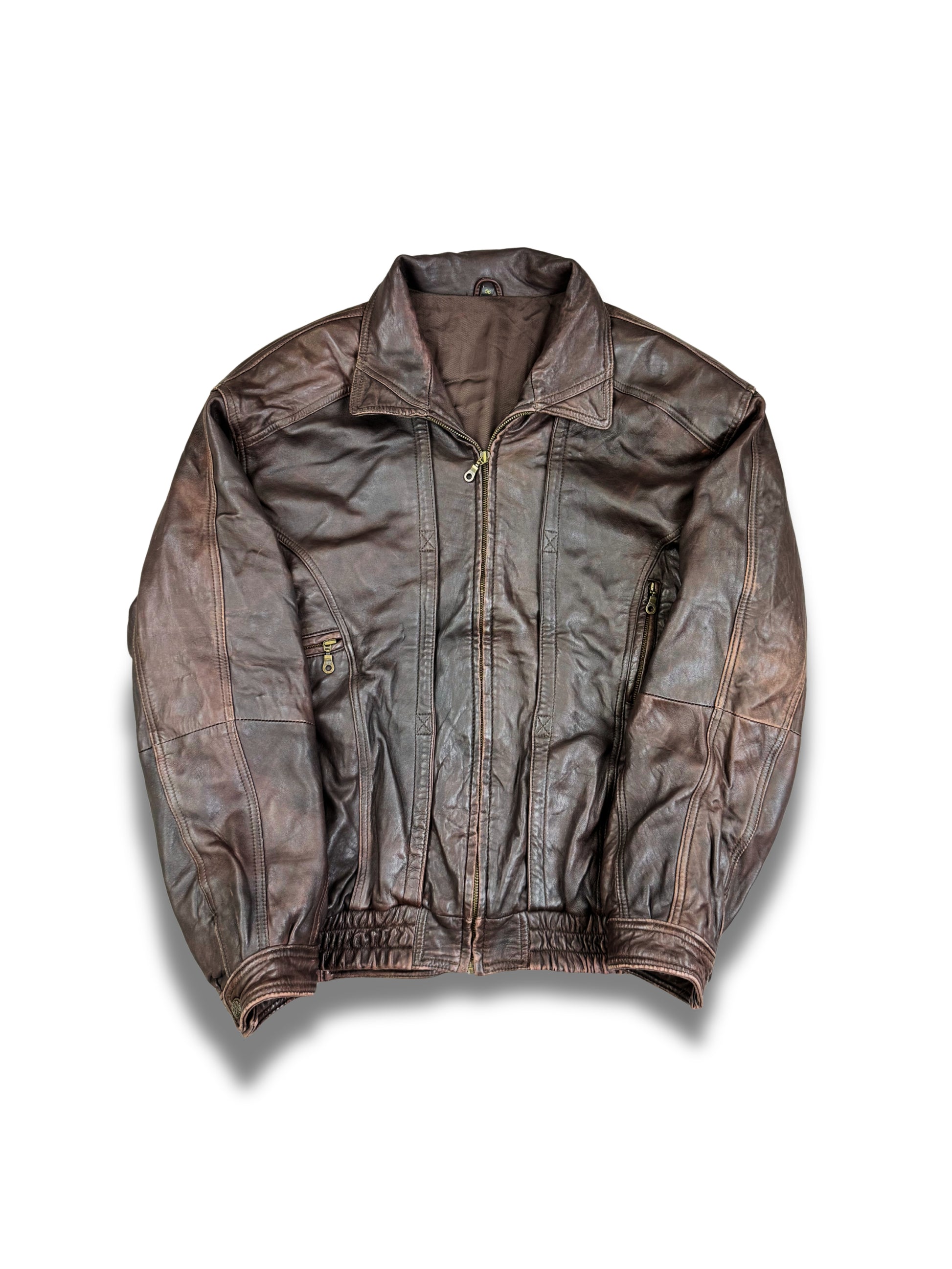 blouson-bombers-cuirs-manteau-veste-en-cuir-blazer-vintage-vrai-cuir-de-vache-daim-patine-ancien-homme-femme-vintage-vetements-vintage-vetement-grossiste-friperie-wholesaler-seconde-main-marque-occasion-textile-piece-annees-80-90-2000-2010-french-pick-reseller-vinted-reseller-vinted-vente-en-ligne