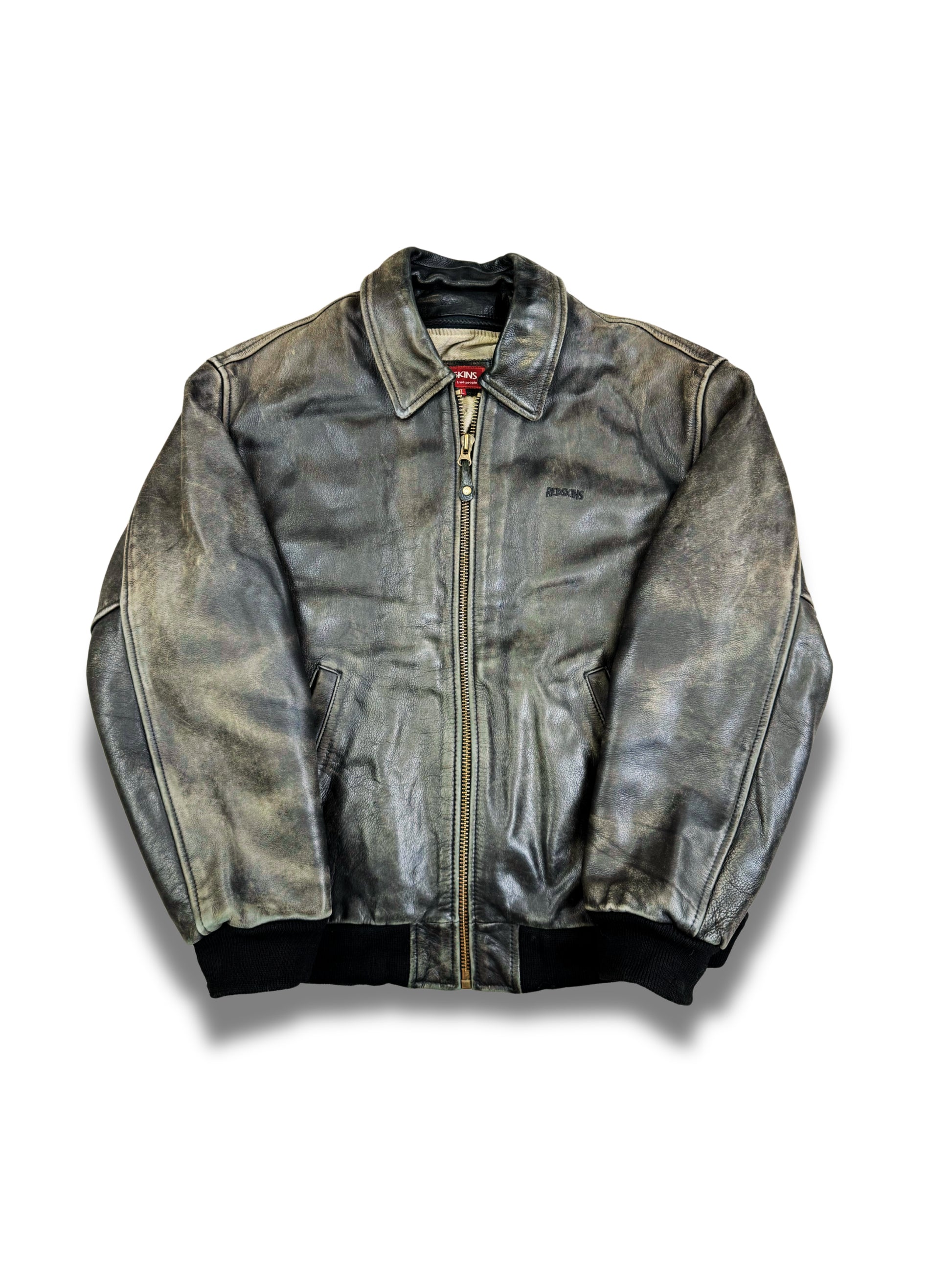 blouson-bombers-cuirs-manteau-veste-en-cuir-blazer-vintage-vrai-cuir-de-vache-daim-patine-ancien-homme-femme-vintage-vetements-vintage-vetement-grossiste-friperie-wholesaler-seconde-main-marque-occasion-textile-piece-annees-80-90-2000-2010-french-pick-reseller-vinted-reseller-vinted-vente-en-ligne