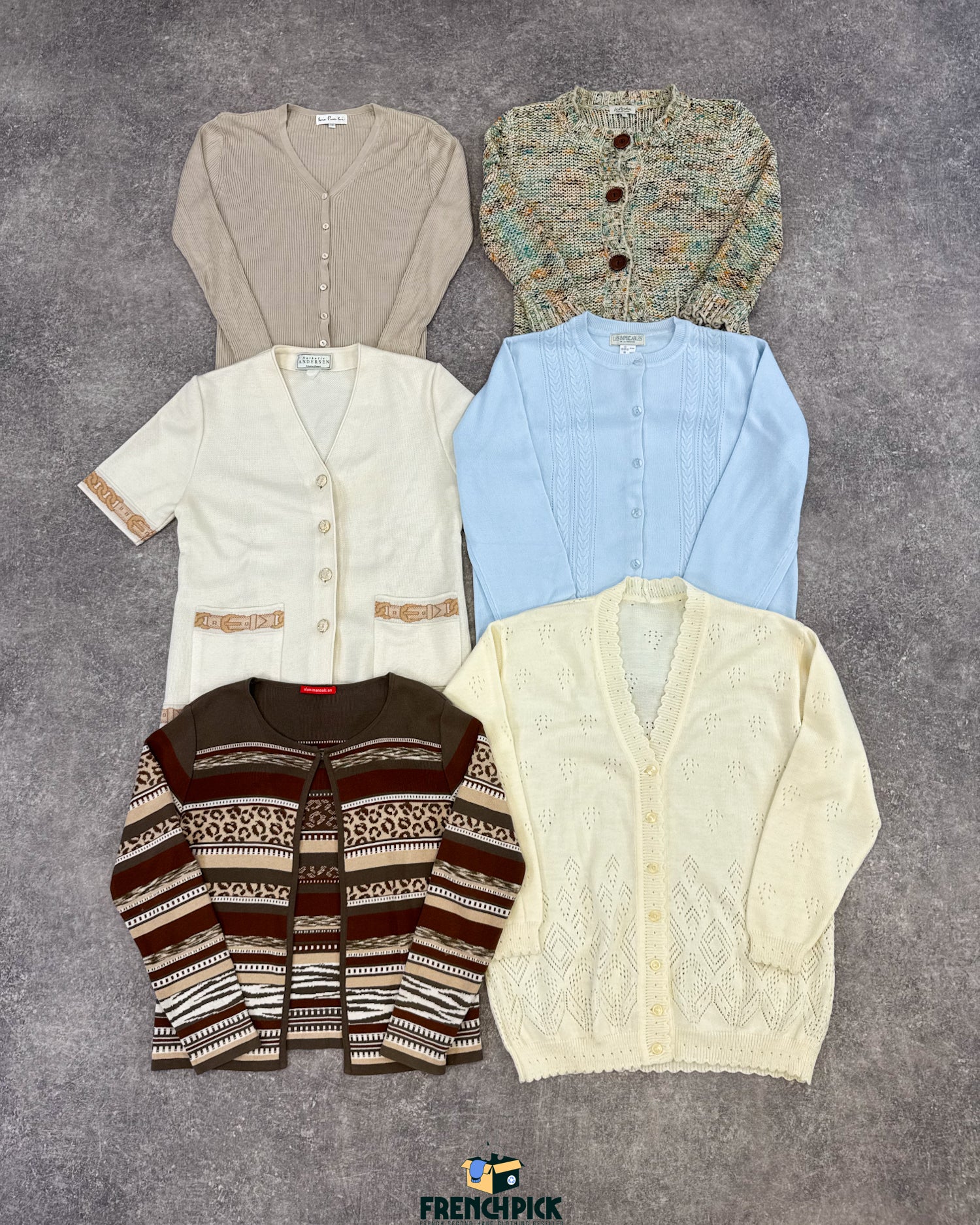 cardigan-mi-saison-leger-laine-gilet-femme-vintage-vetement-grossiste-friperie-wholesaler-seconde-main-marque-occasion-textile-piece-annees-80-90-2000-2010-french-pick