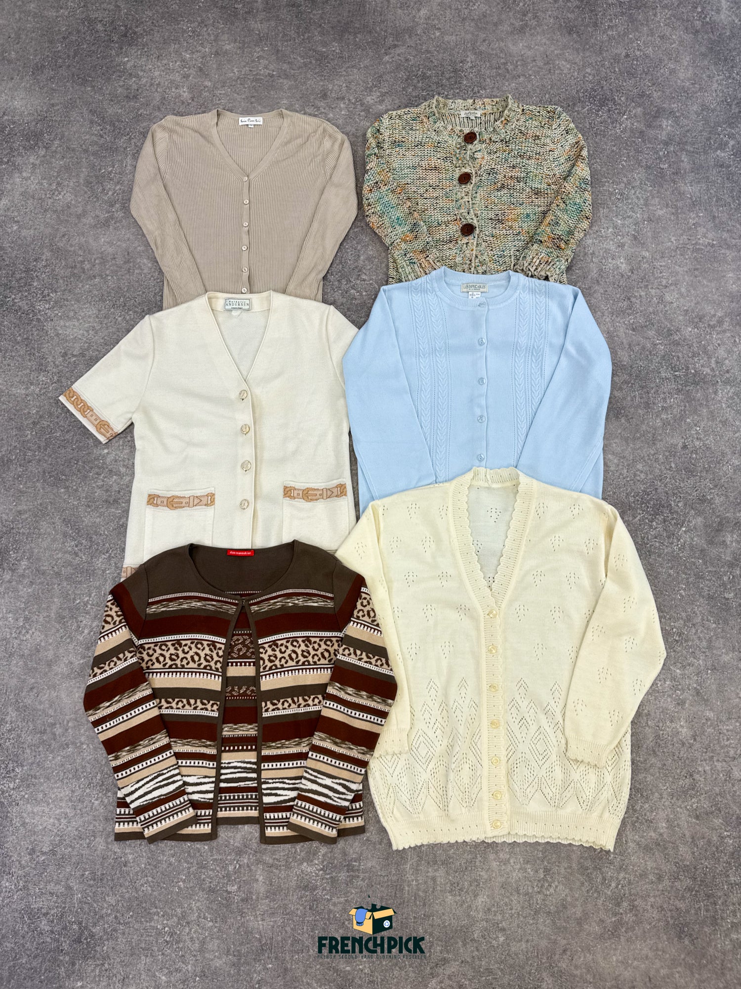 cardigan-mi-saison-leger-laine-gilet-femme-vintage-vetement-grossiste-friperie-wholesaler-seconde-main-marque-occasion-textile-piece-annees-80-90-2000-2010-french-pick