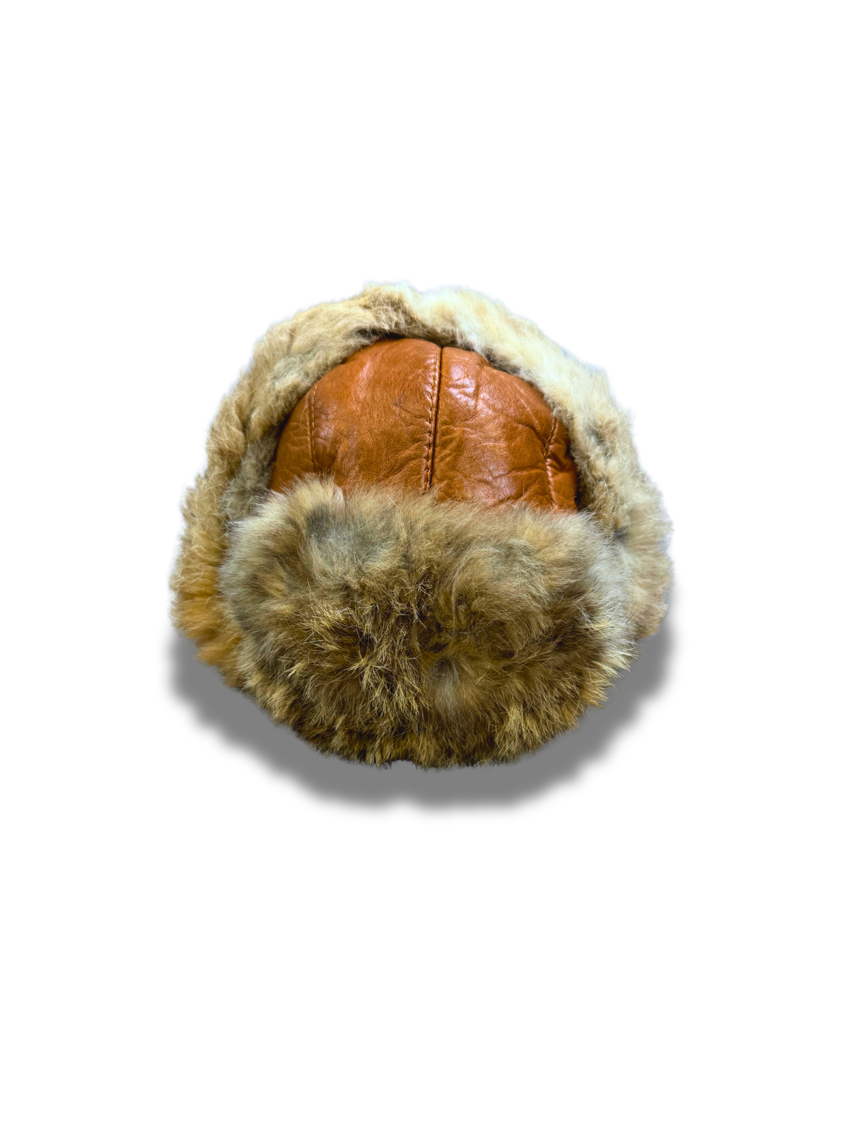 couvre-chef-chapeau-nordique-froid-fourrure-chapkas-cuir-homme-femme-vintage-moderne-vetements-vintage-moderne-grossiste-friperie-fripe-wholesaler-seconde-main-marque-occasion-textile-piece-annees-80-90-2000-2010-french-pick-reseller-vinted-reseller-vinted-vente-en-ligne