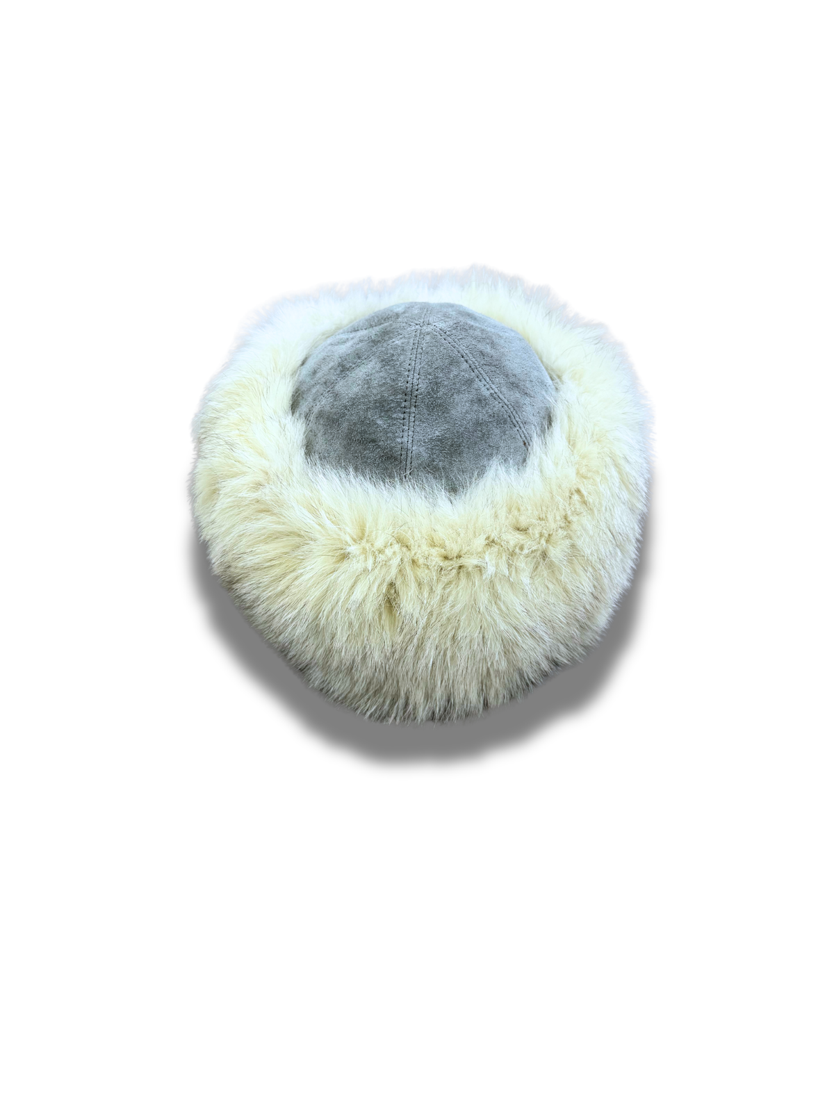 couvre-chef-chapeau-nordique-froid-fourrure-chapkas-cuir-homme-femme-vintage-moderne-vetements-vintage-moderne-grossiste-friperie-fripe-wholesaler-seconde-main-marque-occasion-textile-piece-annees-80-90-2000-2010-french-pick-reseller-vinted-reseller-vinted-vente-en-ligne