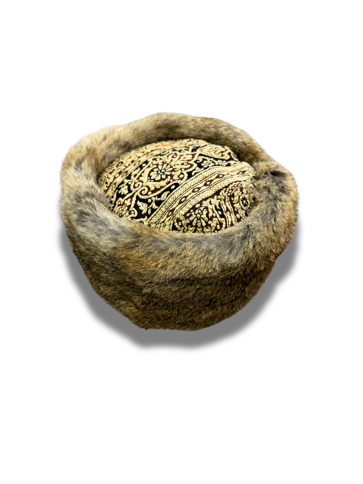 couvre-chef-chapeau-nordique-froid-fourrure-chapkas-cuir-homme-femme-vintage-moderne-vetements-vintage-moderne-grossiste-friperie-fripe-wholesaler-seconde-main-marque-occasion-textile-piece-annees-80-90-2000-2010-french-pick-reseller-vinted-reseller-vinted-vente-en-ligne