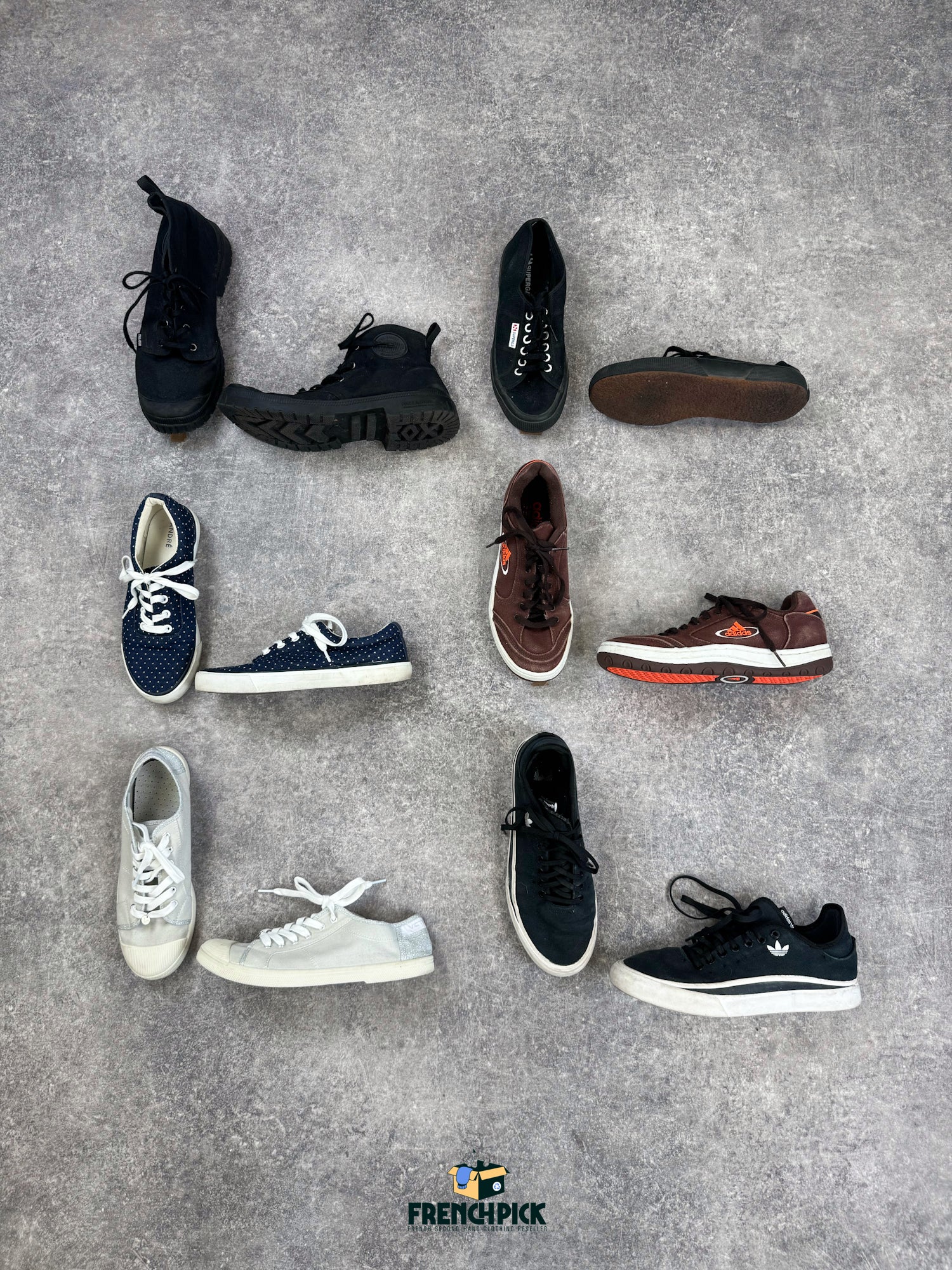 chaussures-en-toile-tennis-nike-adidas-larques-hiver-femme-homme-moderne-vintage-vetement-grossiste-friperie-wholesaler-seconde-main-marque-occasion-textile-piece-80-90-2000-2010-french-pick