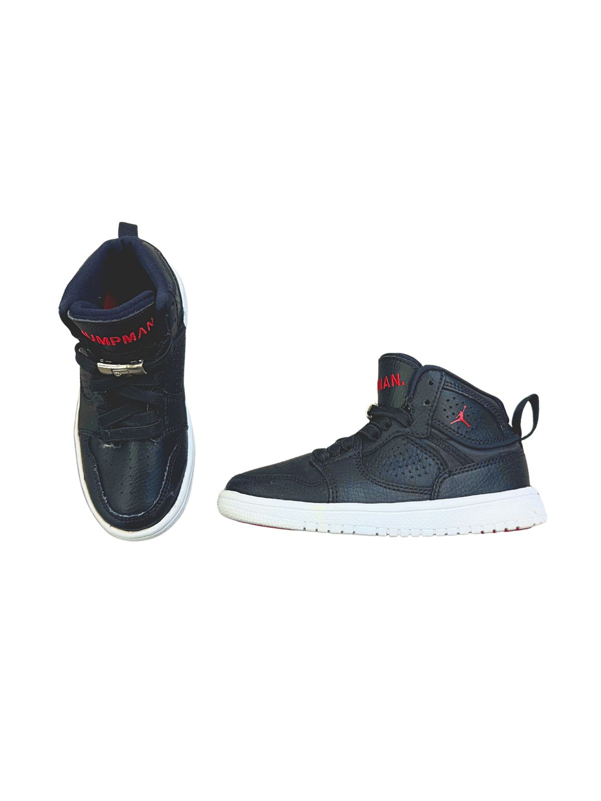 chaussure-basket-sandale-sneackers-sandalette-bottine-bebe-enfant-fille-garçon-marque-brand-adidas-creeks-puma-nike-dg-lotto-kipsta-ikks-birkenstock-moderne-vetements-vintage-moderne-grossiste-friperie-fripe-wholesaler-seconde-main-marque-occasion-textile-piece-annees-80-90-2000-2010-french-pick-reseller-vinted-reseller-vinted-vente-en-ligne