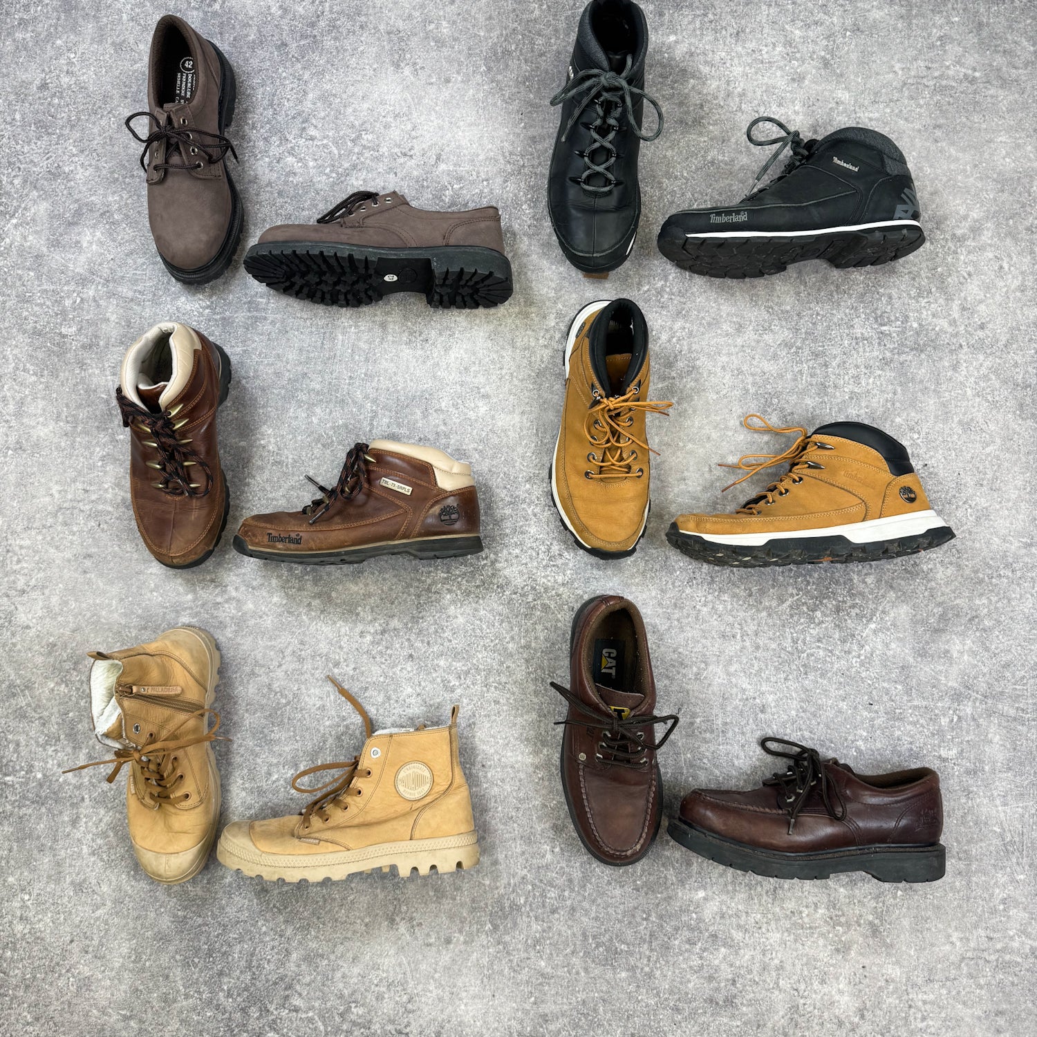 chaussures-de-chantier-workwear-timberland-CAT-Kappa-travaux-homme-femme-vintage-moderne-vetement-grossiste-friperie-wholesaler-seconde-main-marque-occasion-textile-piece-80-90-2000-2010-french-pick