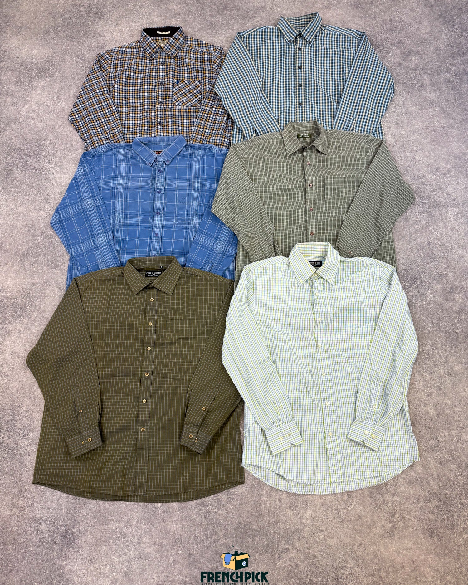 Chemise-a-carreaux-couleurs-vintage-costume-vetements-tenues-soiree-workwear-bucheron-homme-femme-vintage-vetement-grossiste-friperie-wholesaler-seconde-main-marque-occasion-textile-piece-annees-80-90-2000-2010-french-pick-reseller-vinted