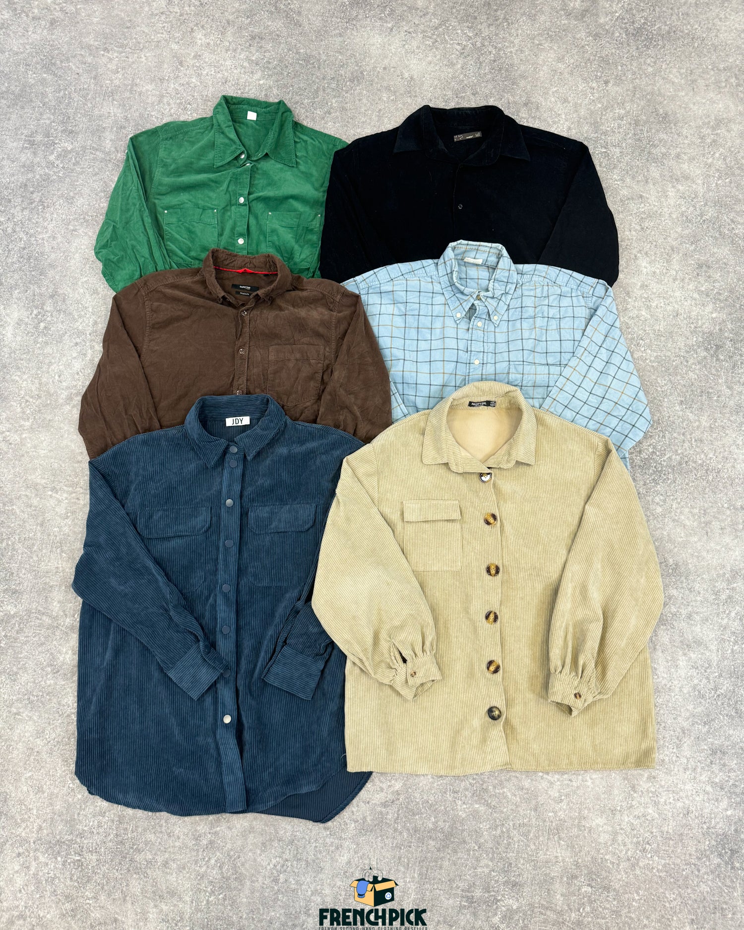 chemise-velour-grossiste-vintage-moderne-vetement-friperie-wholesaler-seconde-main-80-90-2000-2010
