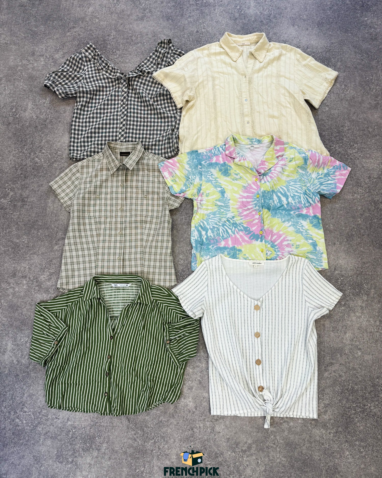 chemisier-manches-courtes-motifs-rayures-carreaux-femme-moderne-vetement-grossiste-friperie-wholesaler-seconde-main-marque-occasion-textile-piece-annees-80-90-2000-2010-french-pick