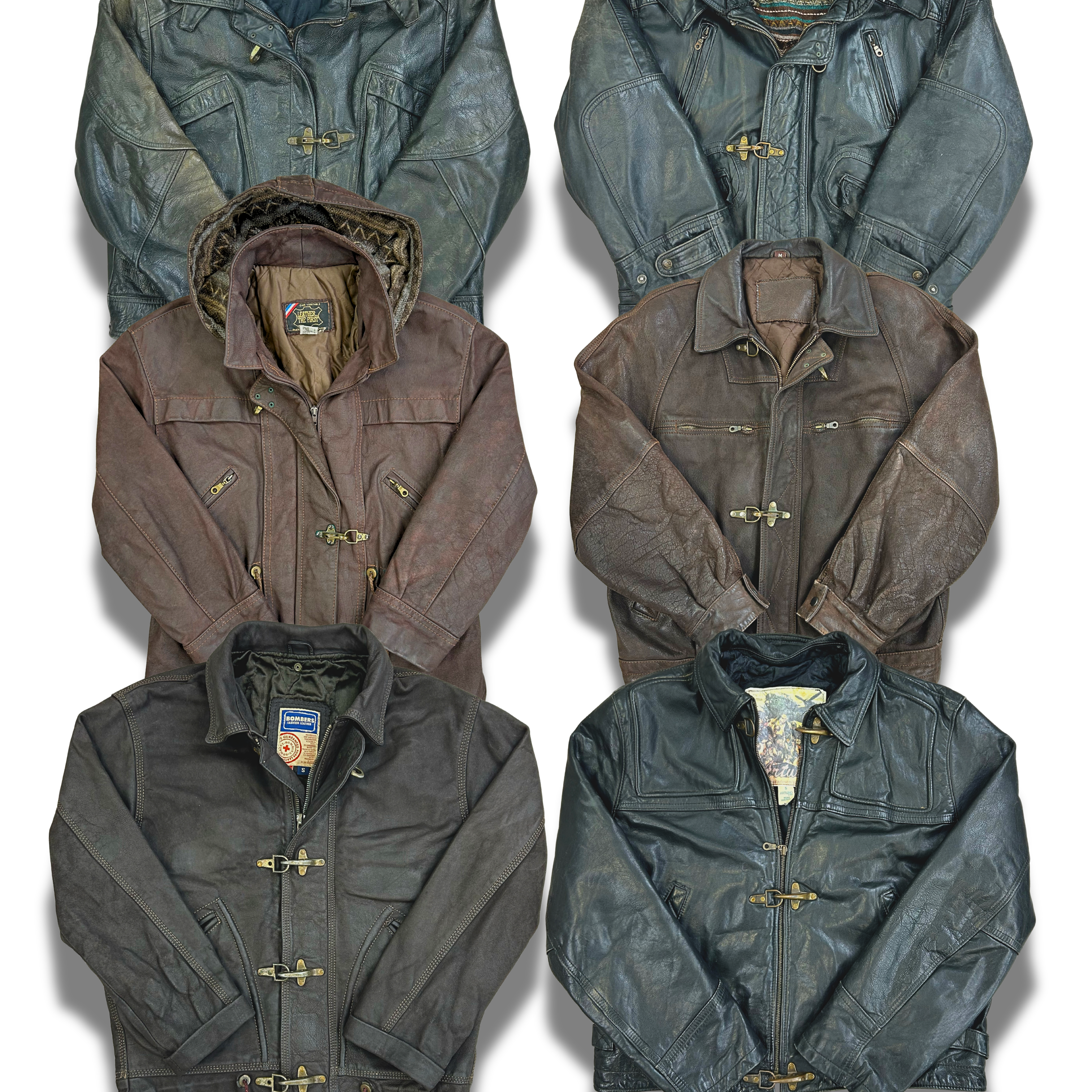 cuirs-veste-en-cuir-toggle-fermeture-toggle-daim-blazer-vintage-vrai-cuir-de-vache-daimpatine-ancien-outdoor-workwear-homme-femme-vintage-vetements-homme-vintage-vetement-grossiste-friperie-wholesaler-seconde-main-marque-occasion-textile-piece-annees-80-90-2000-2010-french-pick-reseller-vinted-reseller-vinted-vente-en-ligne