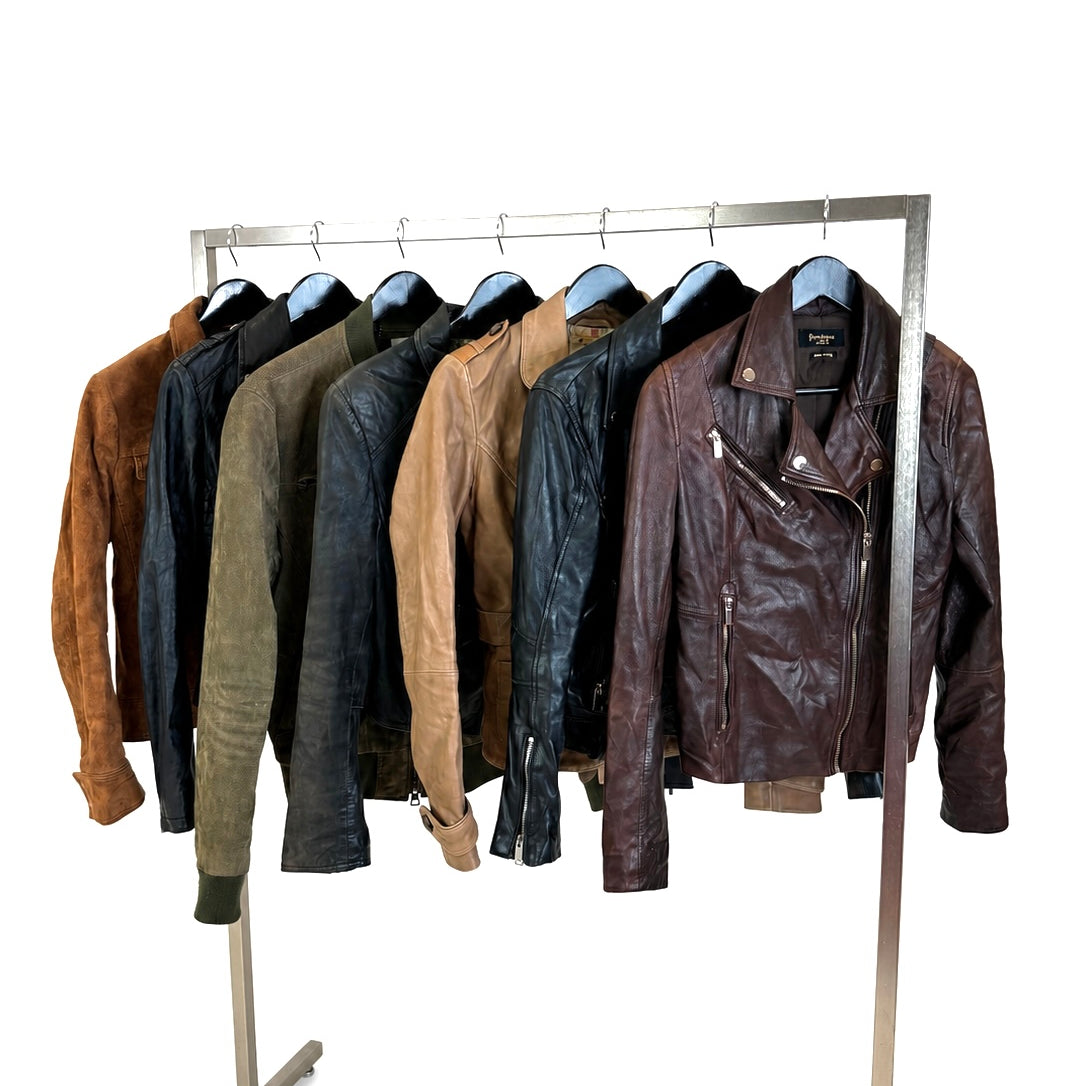 Mix-veste-en-cuir-vrai-cuir-vetements-coupe-slim-droite-large-regular-moderne-femme-ete-printemps-automne-hiver-vetement-vintage-grossiste-friperie-wholesaler-seconde-main-marque-occasion-textile-piece-80-90-2000-2010-Y2K-french-pick-reseller-revente-en-ligne